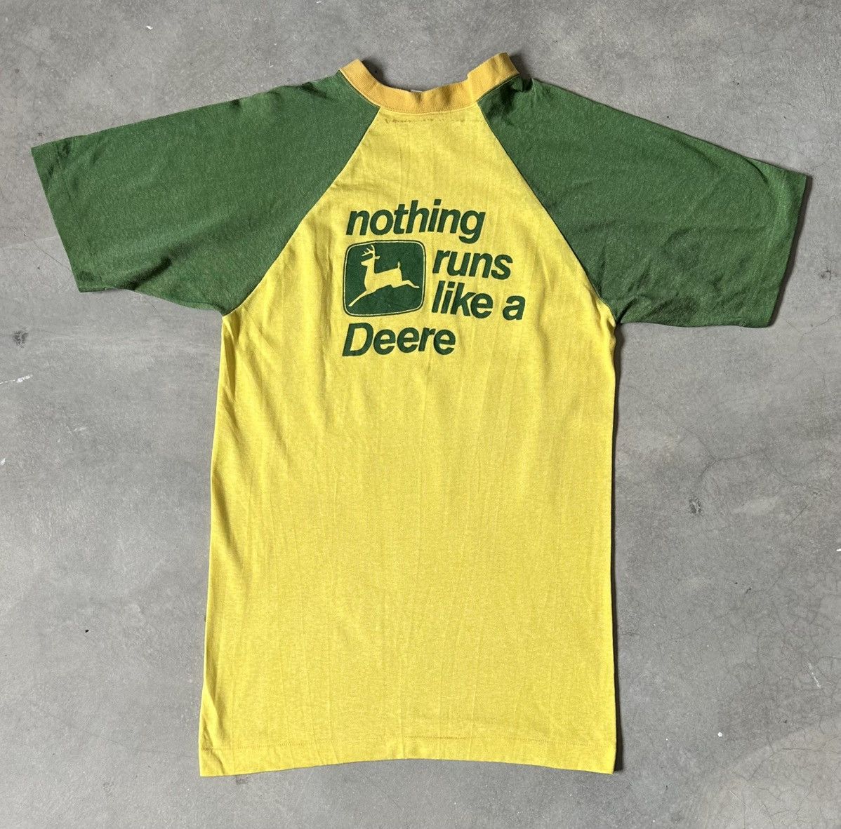 Other VINTAGE JOHN DEERE NOTHING RUNS LIKE DEERE RINGER TEE Size US S / EU 44-46 / 1 - 1 Thumbnail