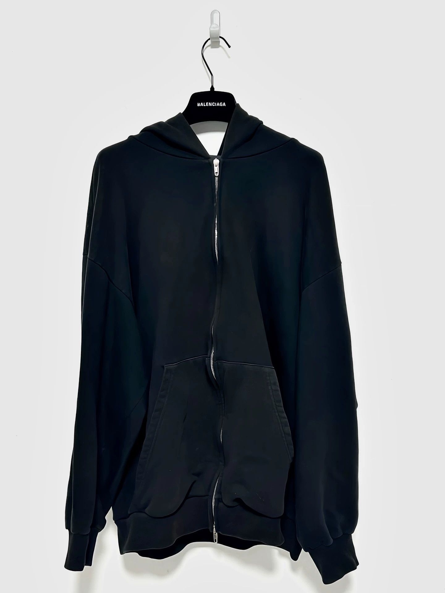 Balenciaga Balenciaga Distressed Black Zip Jacket - dmc Size US S / EU 44-46 / 1 - 1 Thumbnail