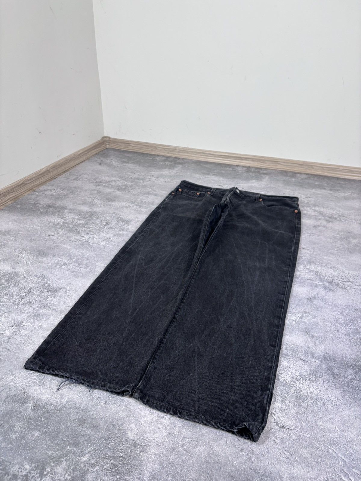 Levi's Vintage Levi’s 501 Paper Tag Black Baggy Denim Baggy Jeans Size US 40 / EU 56 - 10 Thumbnail