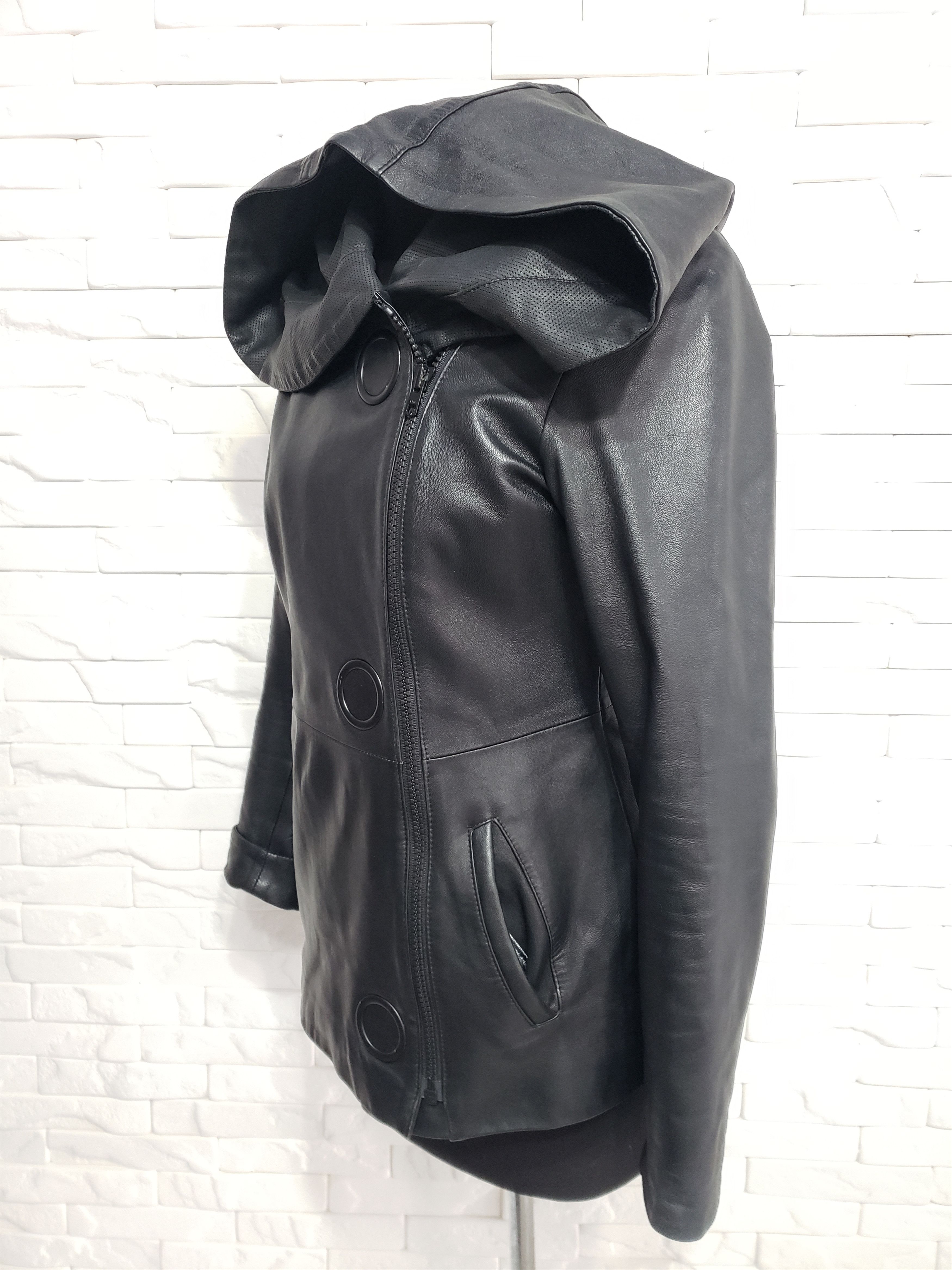 Genuine Leather × Uniqlo Black women's leather jacket with a hood. Size L / US 10 / IT 46 - 3 Thumbnail