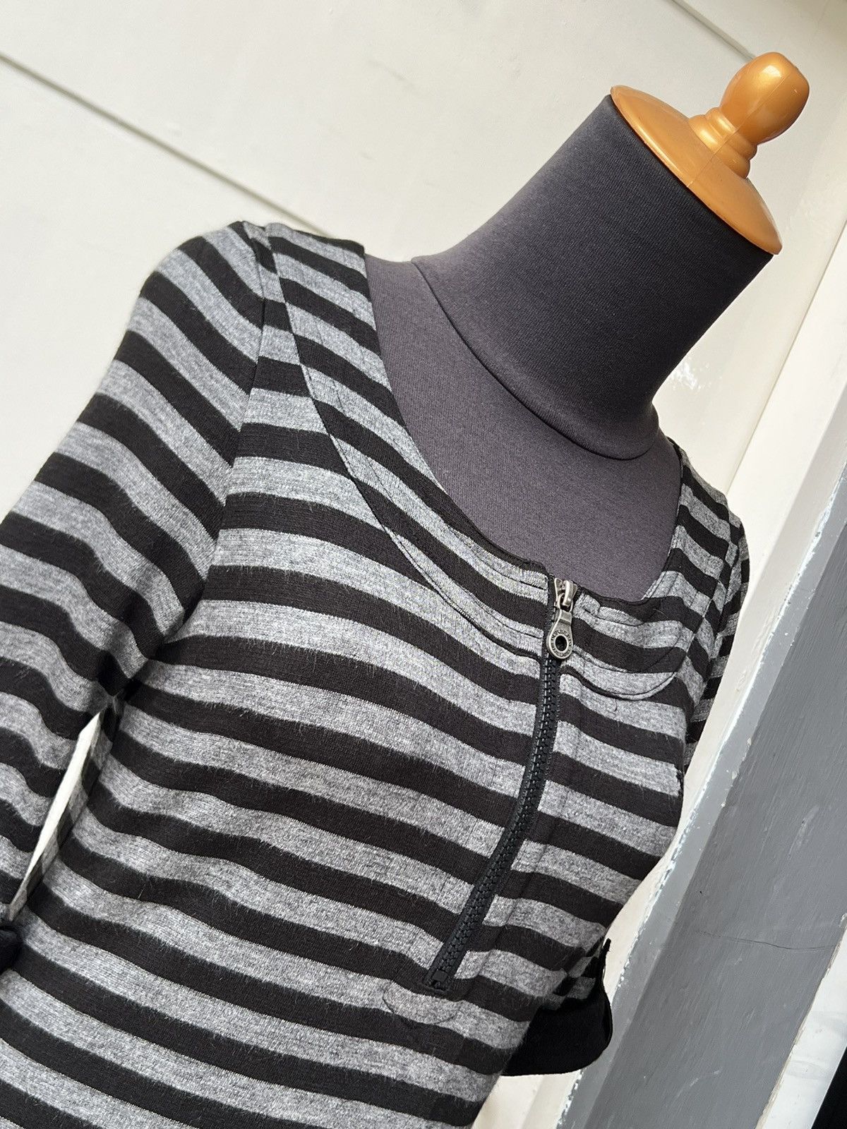Burberry BURBERRY Striped Midi Dress Size XS / US 0-2 / IT 36-38 - 9 Thumbnail