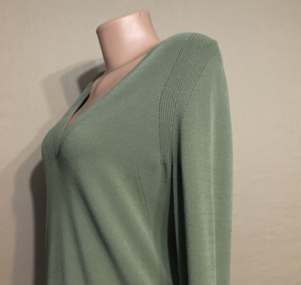 Zadig & Voltaire Zadig & Voltaire Rina V-Neck Olive Green Sweater Size S Size S / US 4 / IT 40 - 4 Thumbnail