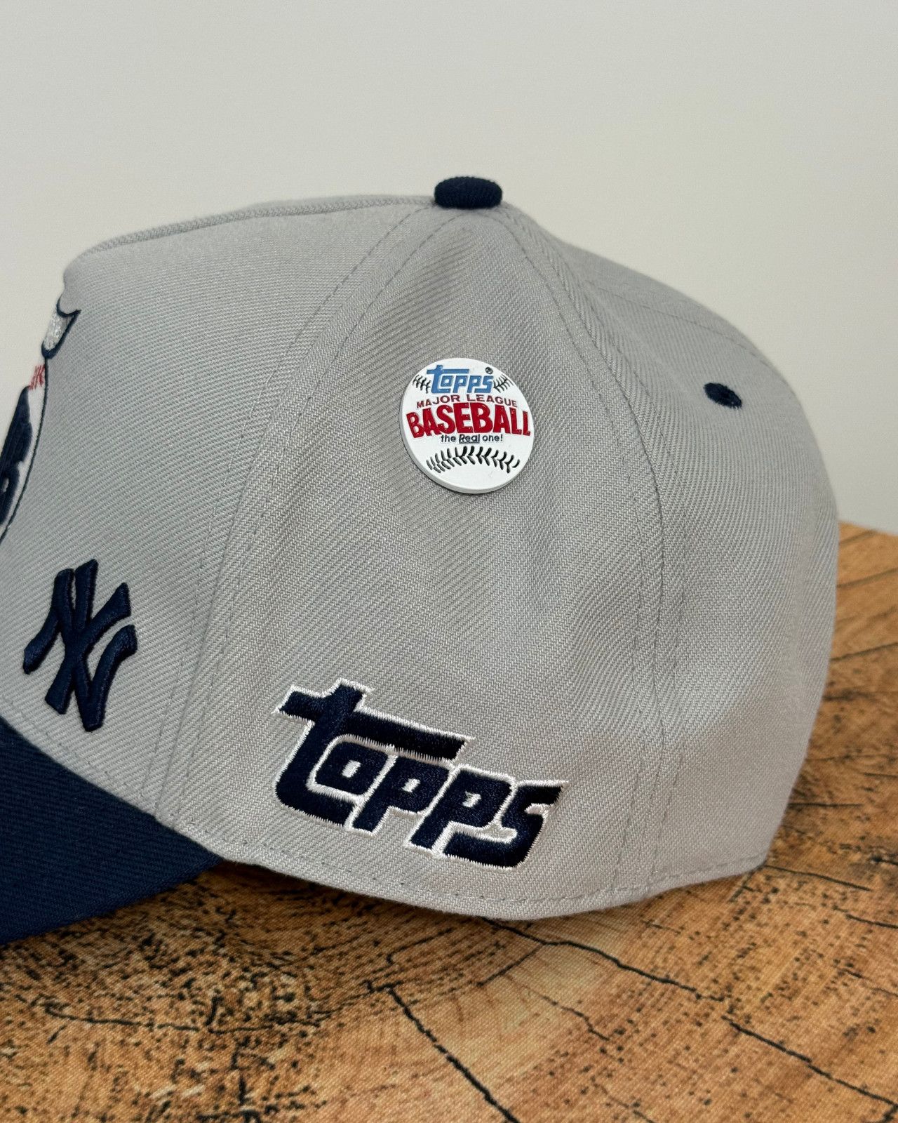 Mitchell & Ness Mitchell & Ness x Topps New York Yankees MLB Snapback Hat Size ONE SIZE - 7 Thumbnail