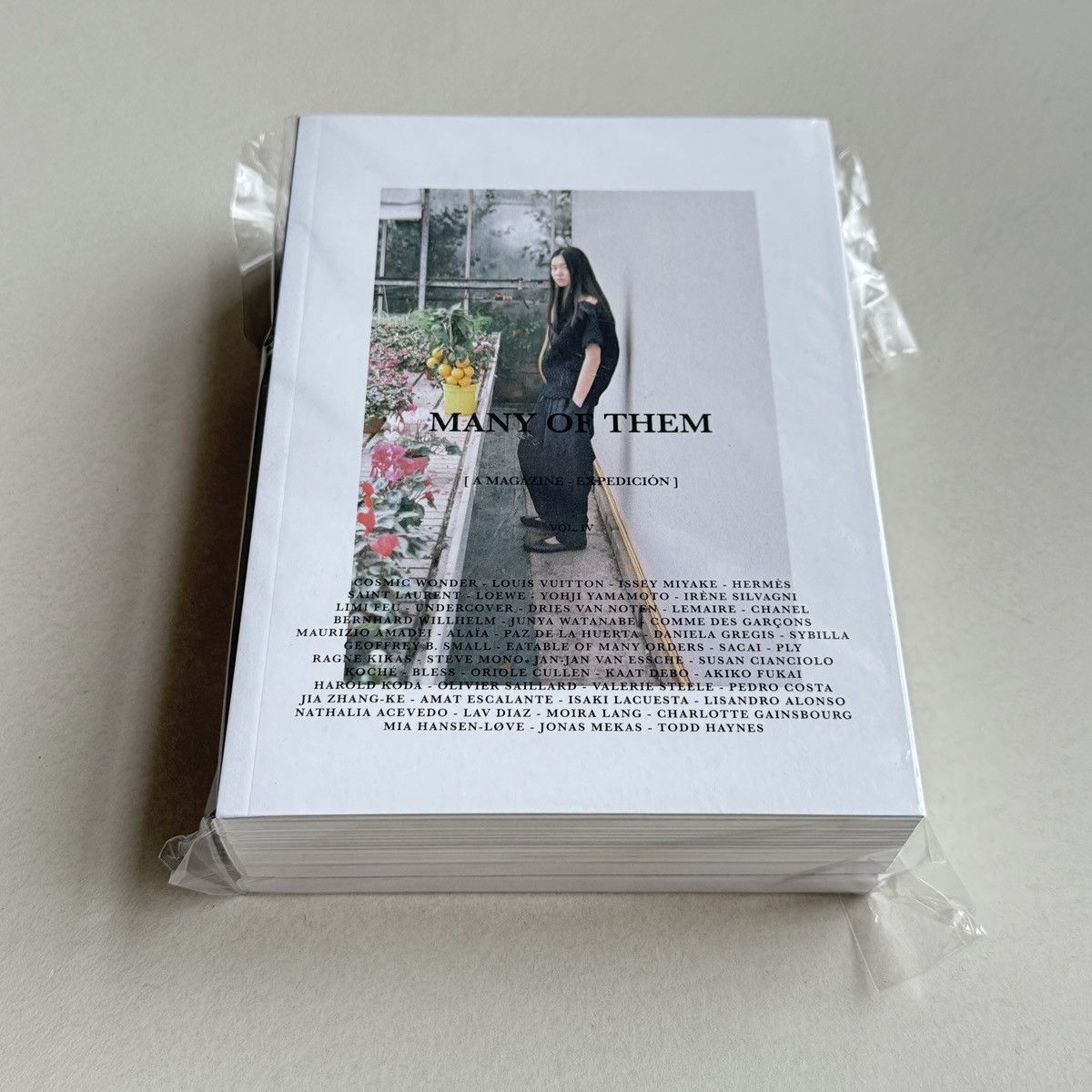 Other Many Of Them Magazines Size ONE SIZE - 3 Thumbnail