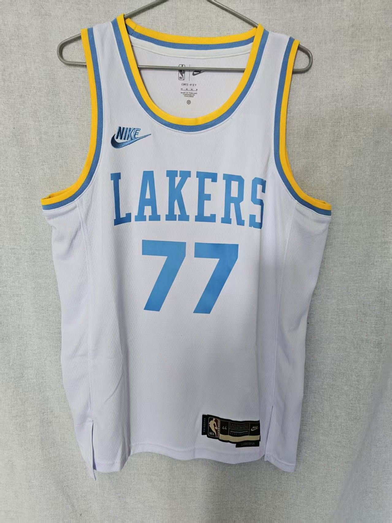 NBA Los Angeles Lakers #77 Luka Dončić Jersey White | Grailed