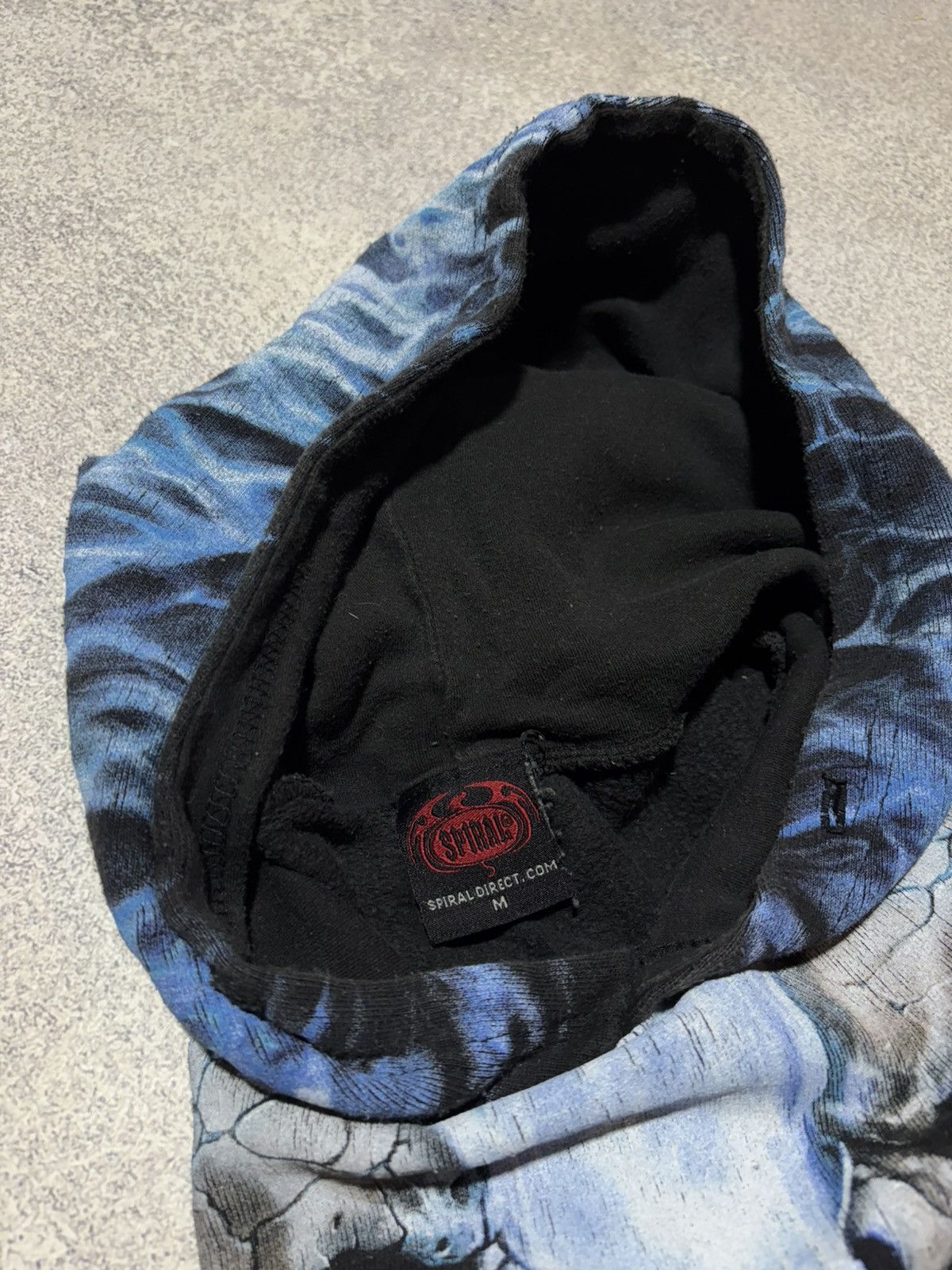 Japanese Brand × Vintage Vintage Skulls and Bones Flaming Spine All Over Print Hoodie Size US M / EU 48-50 / 2 - 9 Thumbnail