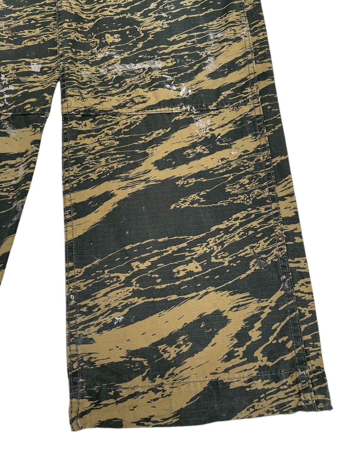 If Six Was Nine × Japanese Brand Rare Vintage Back Channel USN Tiger Stripe Cargo Pants 2000s Size US 33 - 6 Thumbnail