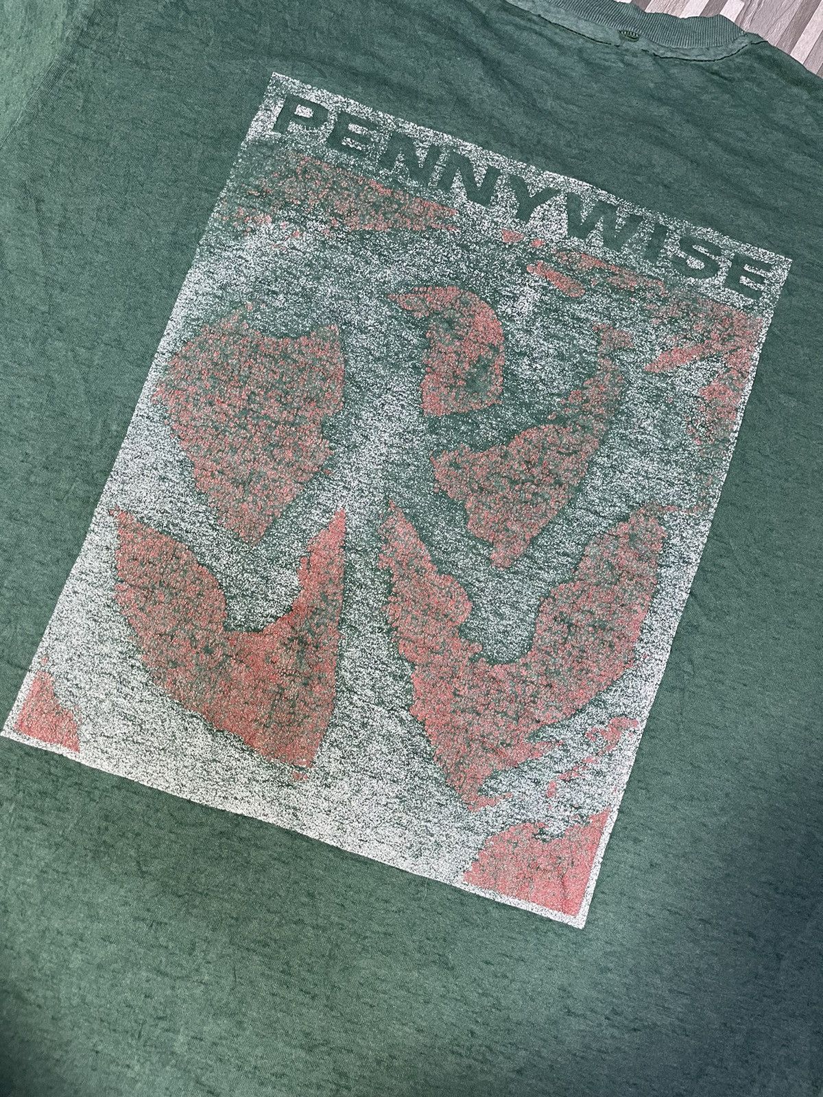 Band Tees × Vintage Vintage Pennywise Band Distressed Tshirt Size US L / EU 52-54 / 3 - 3 Thumbnail