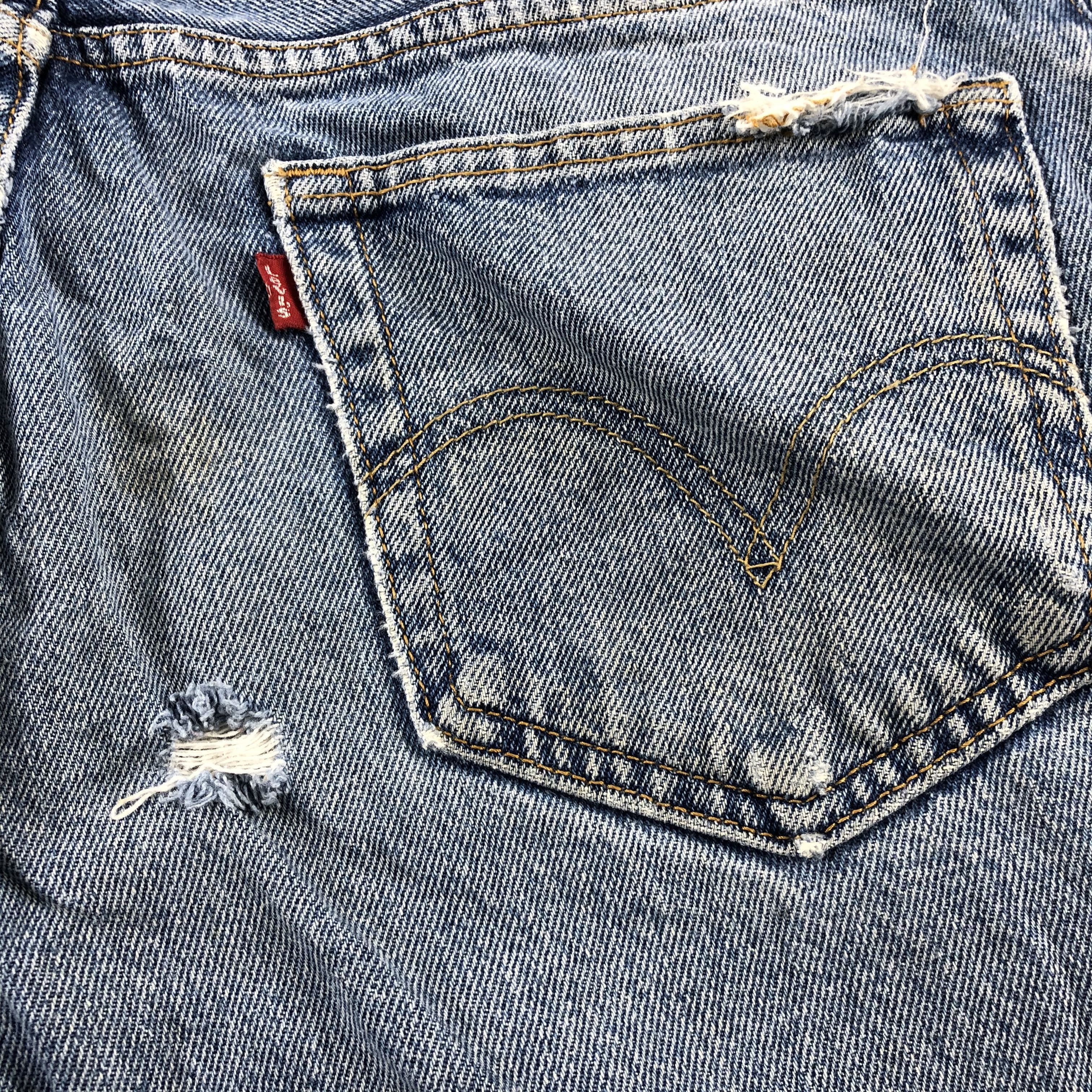 Levi's 90s Vintage Blue Wash Levis 560 Jeans-J2609 Size US 35 - 8 Thumbnail