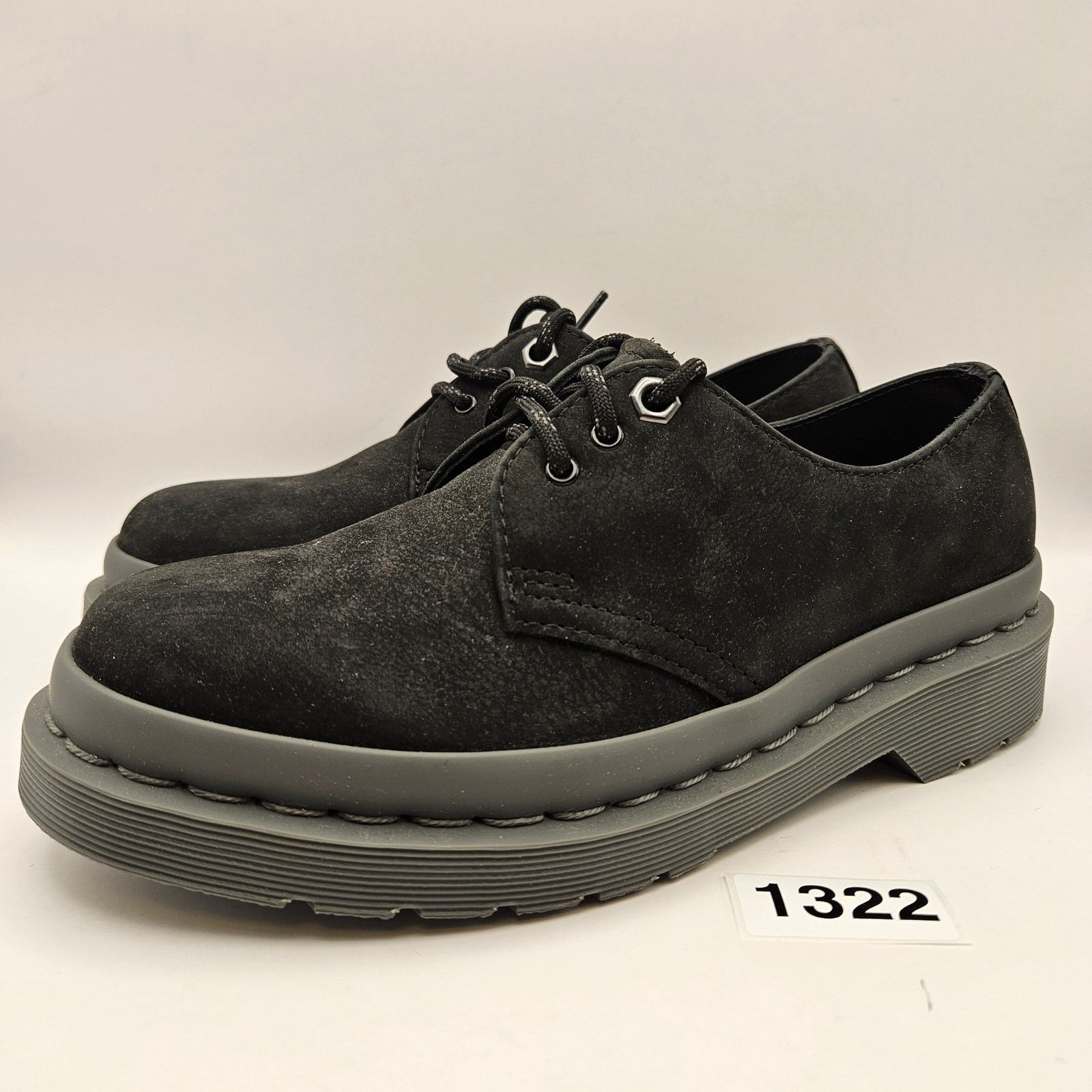 Dr. Martens DR. MARTEN'S WOMEN'S 6 NUBUCK 1461 BLACK SUEDE OXFORD NWOB Size US 6 / IT 36 - 1 Thumbnail