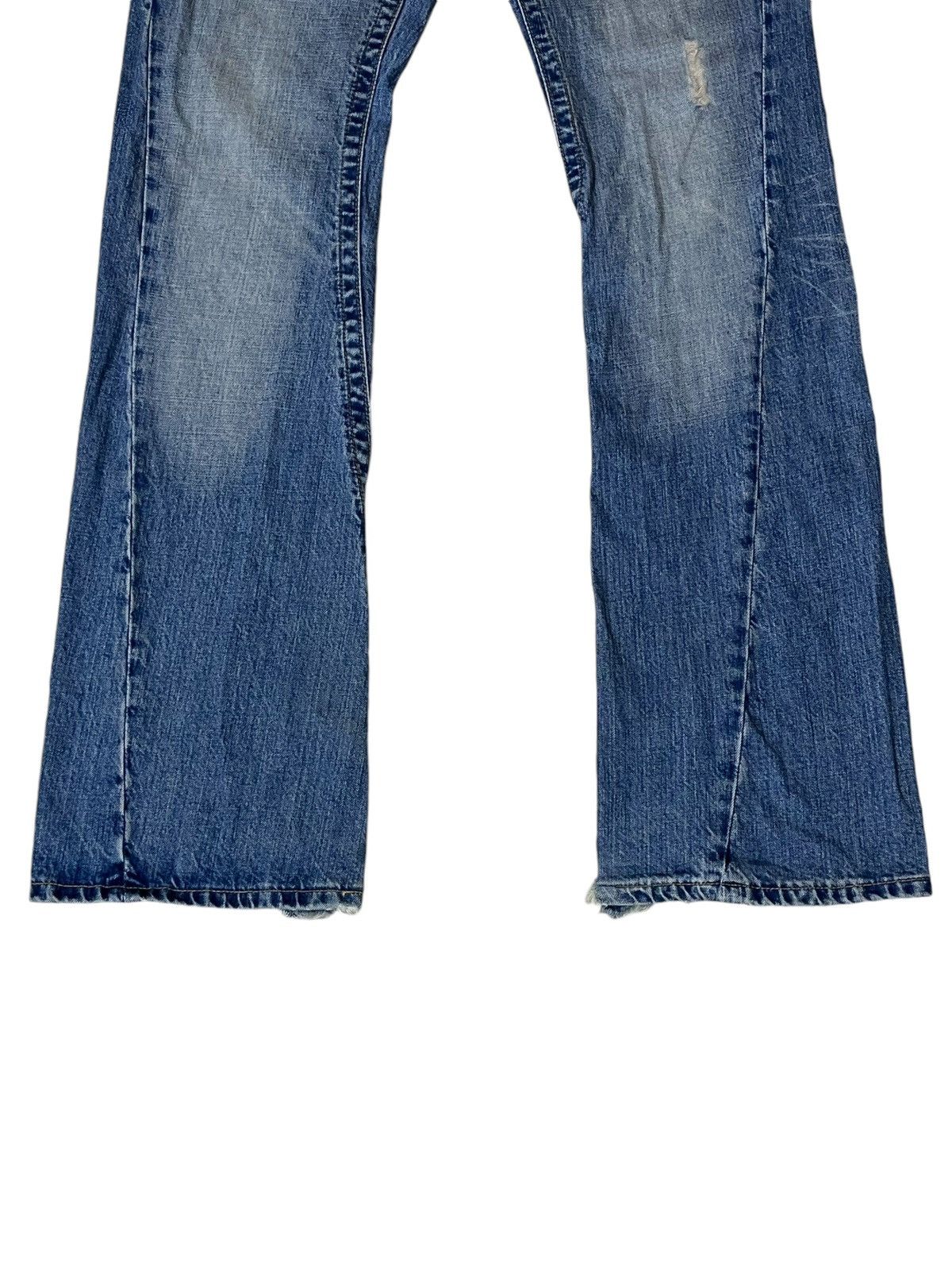 FLARED🔥VINTAGE SEMANTIC DESIGN DISTRESSED FLARE JEANS