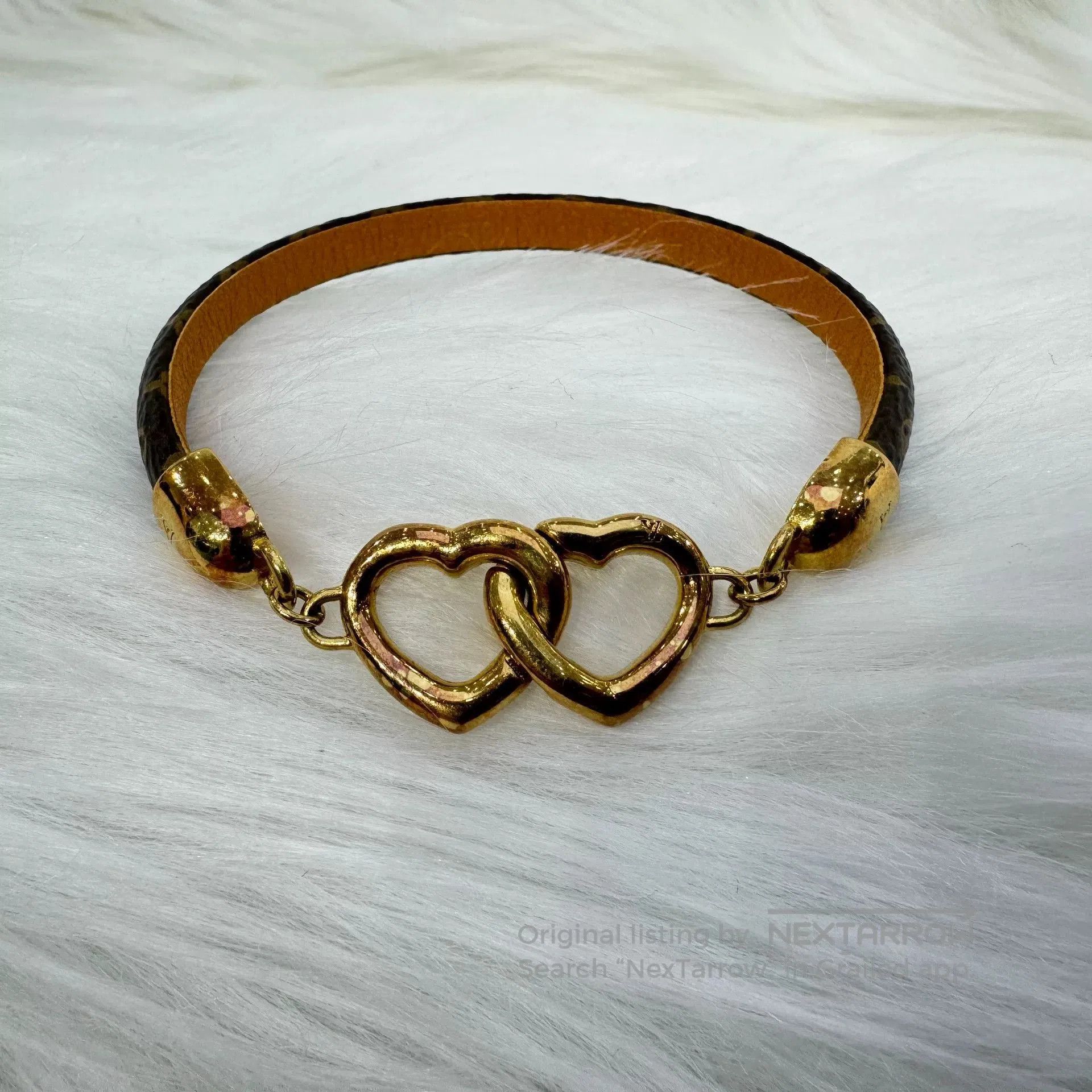 Louis Vuitton LV Say Yes Leather Bracelet Gold Heart. Size ONE SIZE - 2 Thumbnail