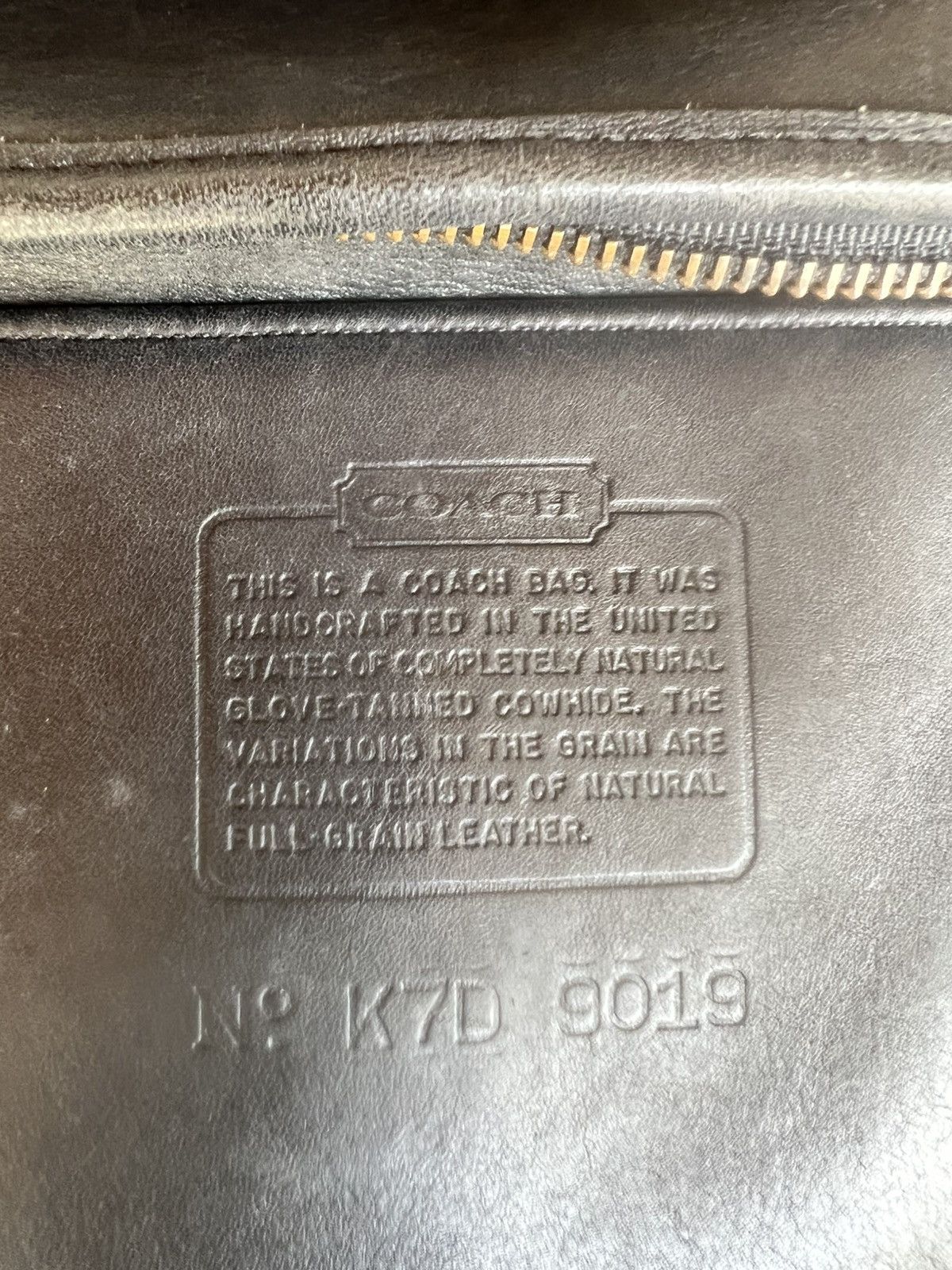Coach Vintage 90s Coach Usa Patina Black Cowhide Leather Sling Bag Size ONE SIZE - 24 Thumbnail