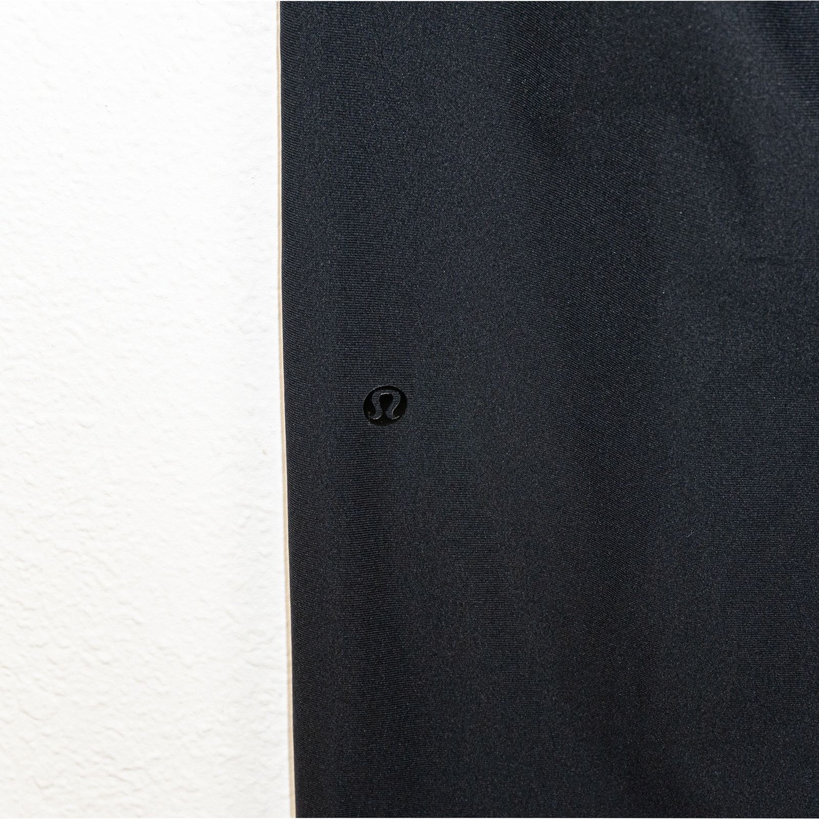 Lululemon Lululemon Drawstring Chino Pant joggers in black size 34 Size US 34 / EU 50 - 5 Thumbnail