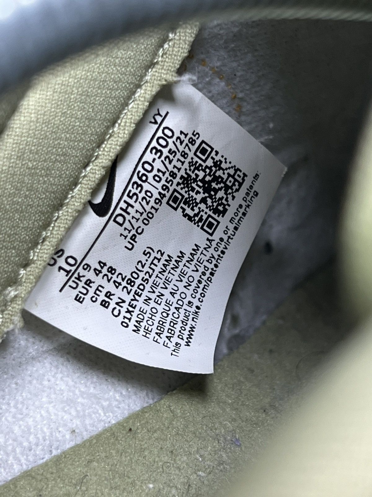Nike Size 10 - Nike Dunk Low Dusty Olive Size US 10 / EU 43 - 6 Thumbnail