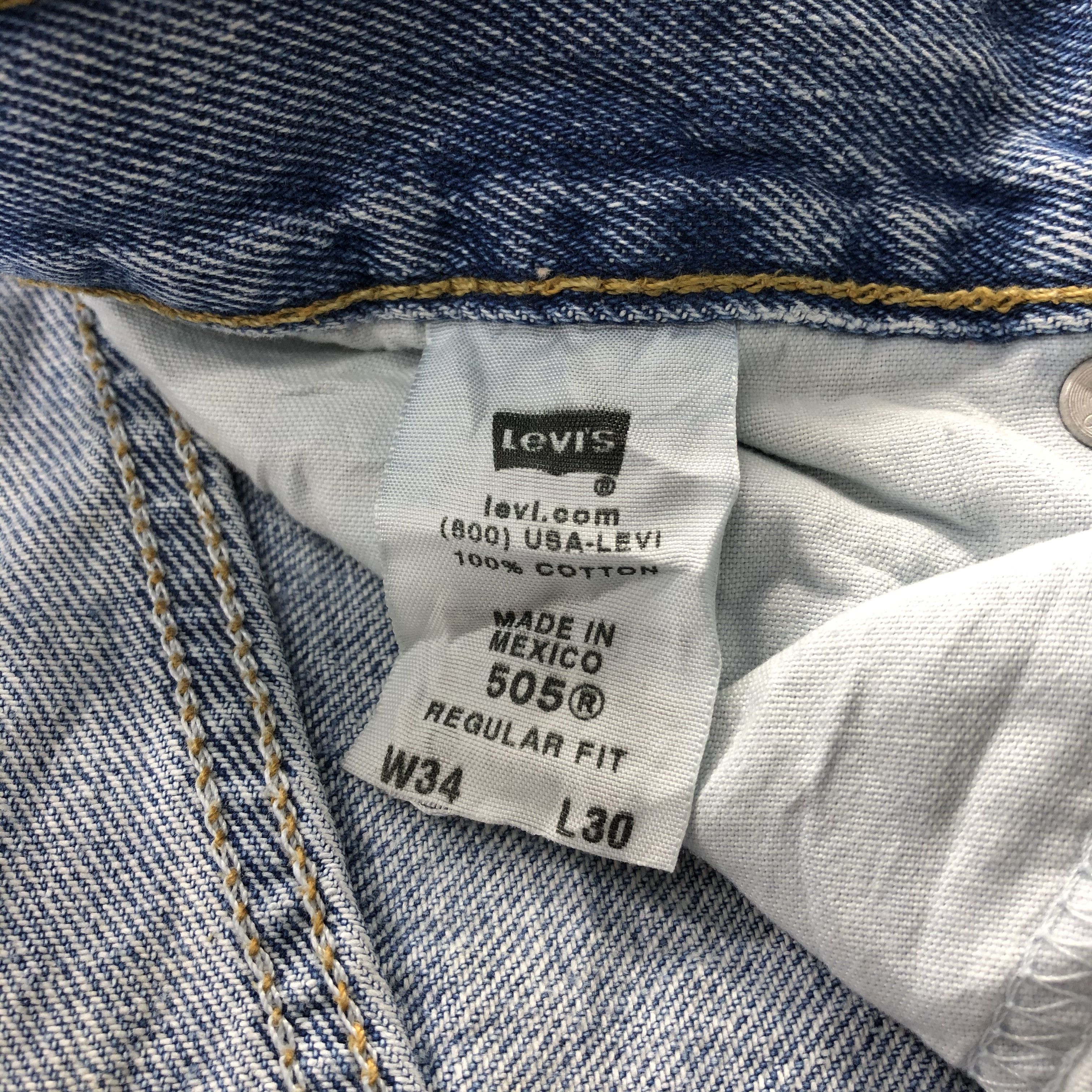 Levi's × Vintage Light Wash Vintage Levis 505 Jeans-JM1049 Size US 35 - 11 Thumbnail