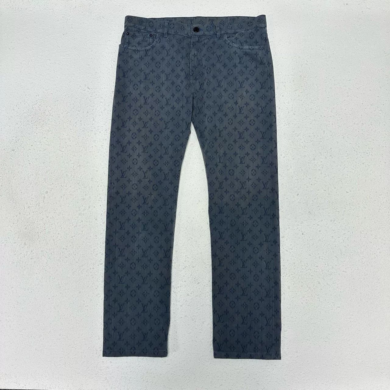 Louis Vuitton Louis Vuitton Monogram Washed Denim Pants Size US 34 / EU 50 - 1 Thumbnail