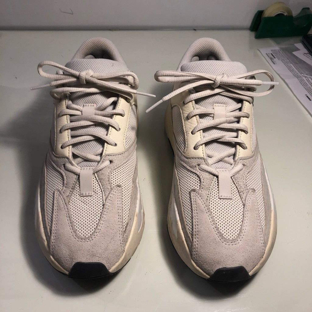 Yeezy Yeezy Boost 700 Analog Size US 9 / EU 42 - 4 Thumbnail