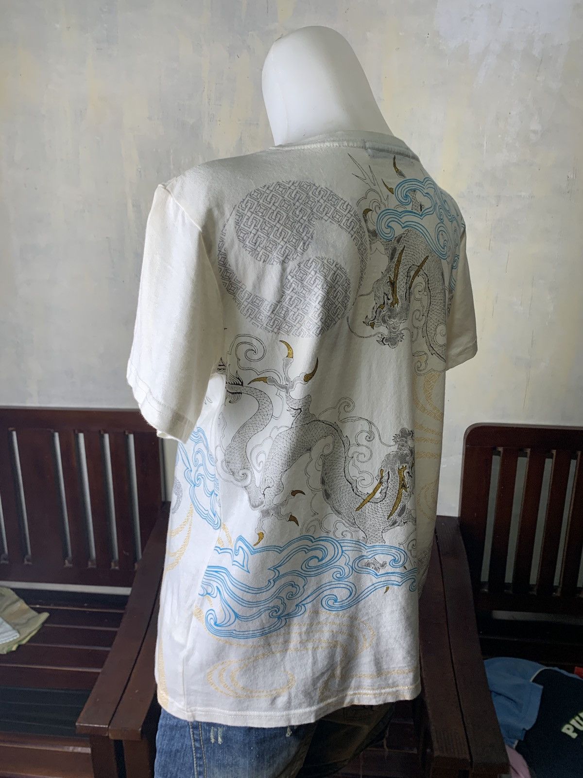 Japanese Brand 2000s Space Opera Japan Sukajan Dragons Over Graphic Top Size M / US 6-8 / IT 42-44 - 3 Thumbnail