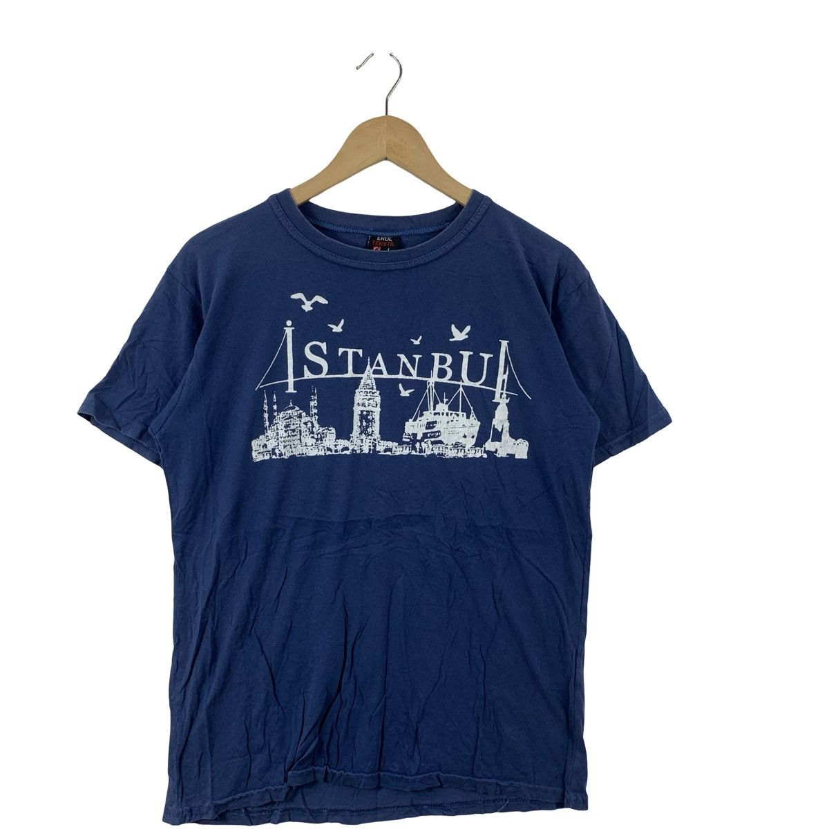 Vintage Vintage Style Istanbul Skyline Graphic T-Shirt Tourist Tee Size US L / EU 52-54 / 3 - 5 Thumbnail