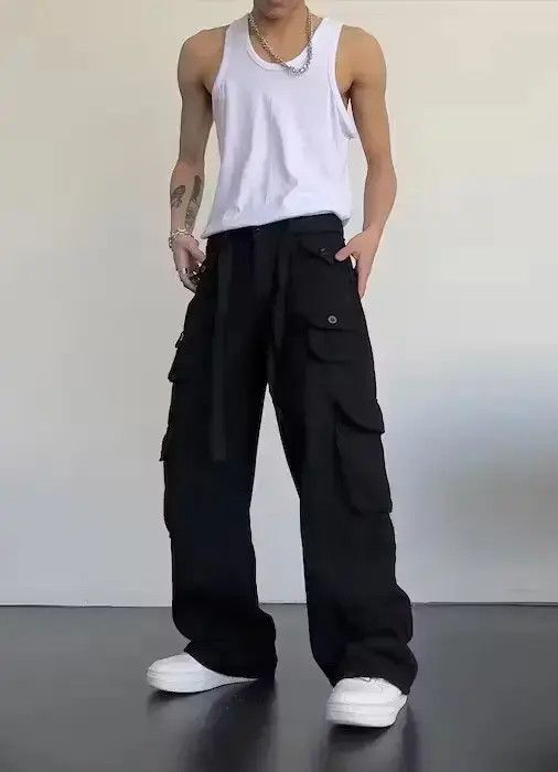 VIBE Streetwear Vintage black loose fit parachute cargo pant Size US 32 / EU 48 - 1 Thumbnail