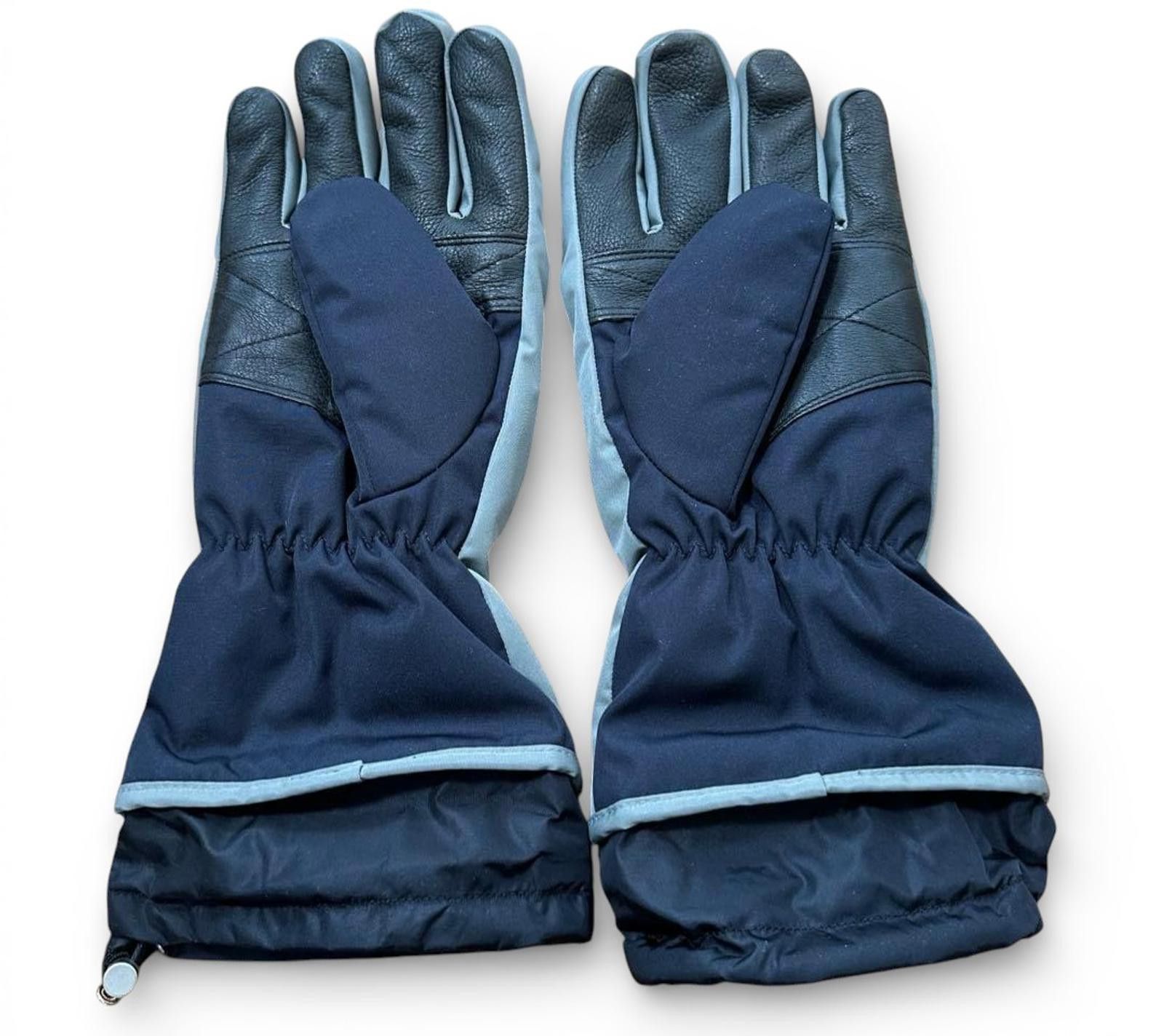 Prada Prada - Navy and Grey Winter Gloves with Red Logo Detail Size ONE SIZE - 4 Thumbnail