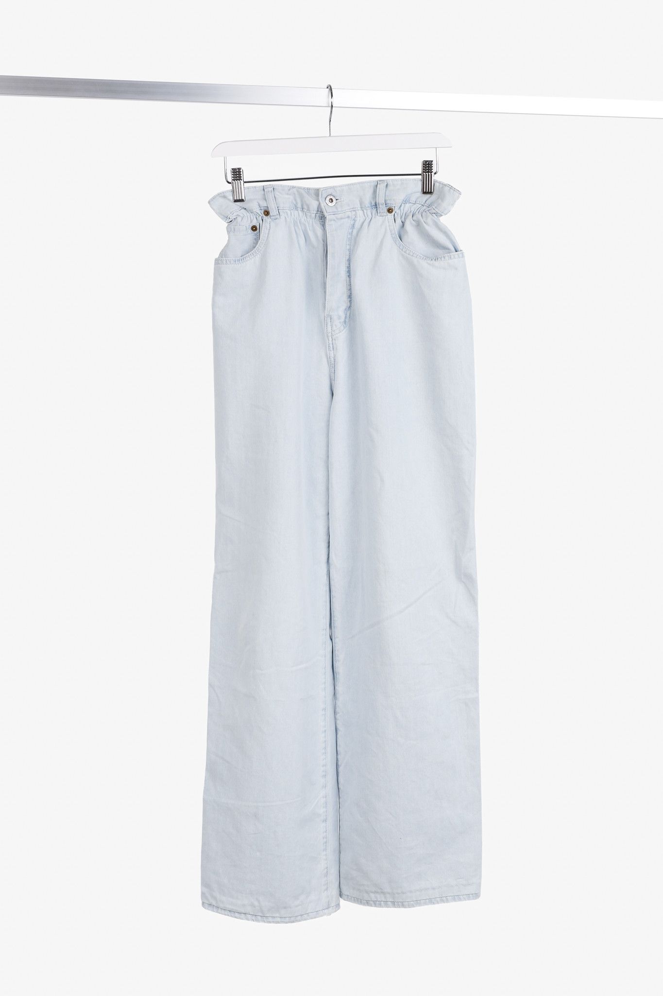 Miu Miu Miu Miu Light-Wash Twill Ruffled Wide-Leg Jeans Size 26" / US 2 / IT 38 - 1 Thumbnail