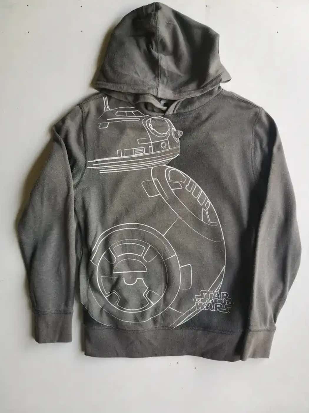 Gap Vintage GAP Star Wars Sweatshirt Hoodie Size US S / EU 44-46 / 1 - 1 Thumbnail