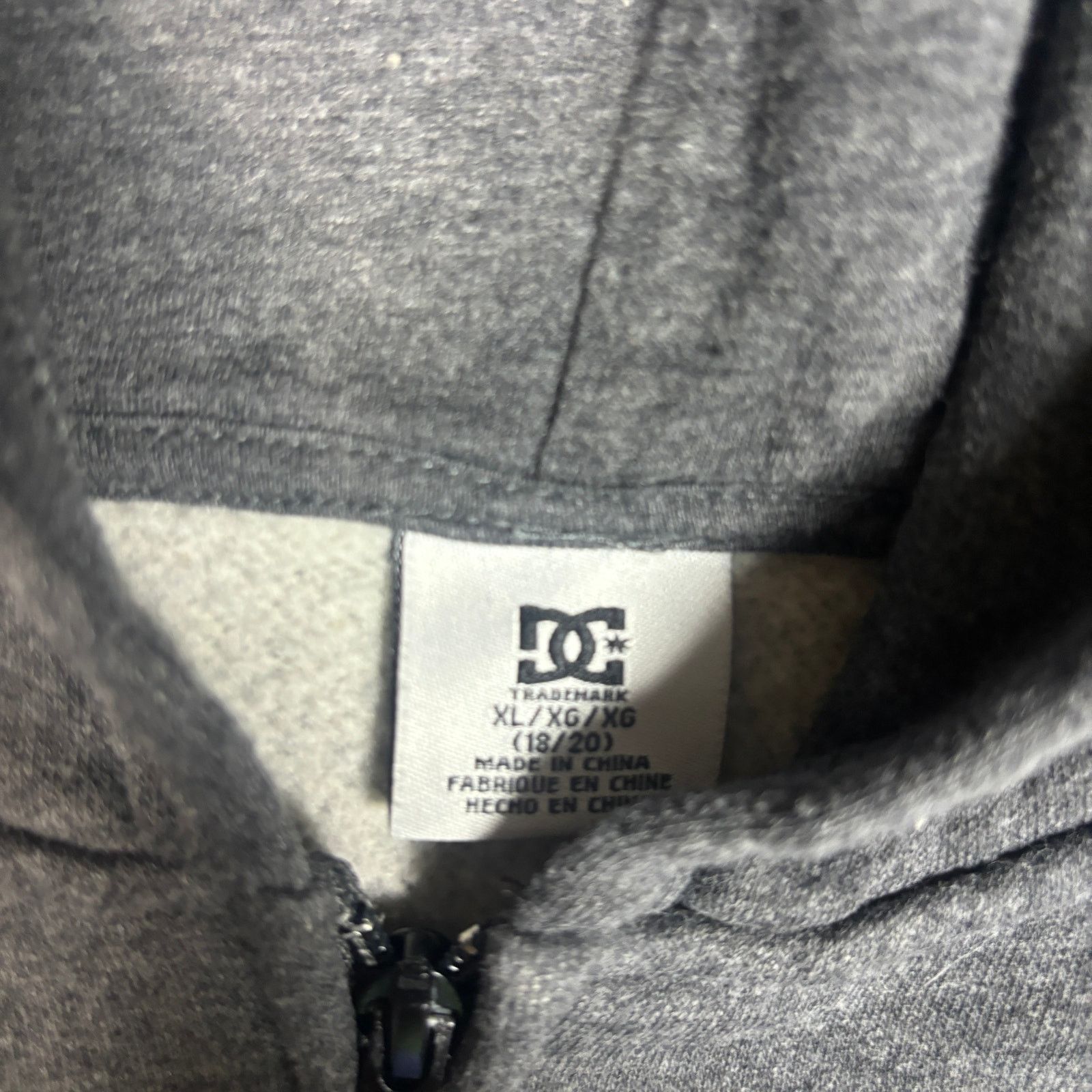 DC vintage y2k 2000s DC Shoes green and gray camo logo hoodie L Size US L / EU 52-54 / 3 - 3 Thumbnail