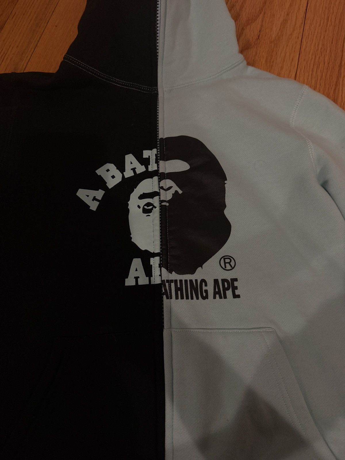 Bape BAPE half and half full zip holdie blue/teal and black split Size XS / US 0-2 / IT 36-38 - 4 Thumbnail