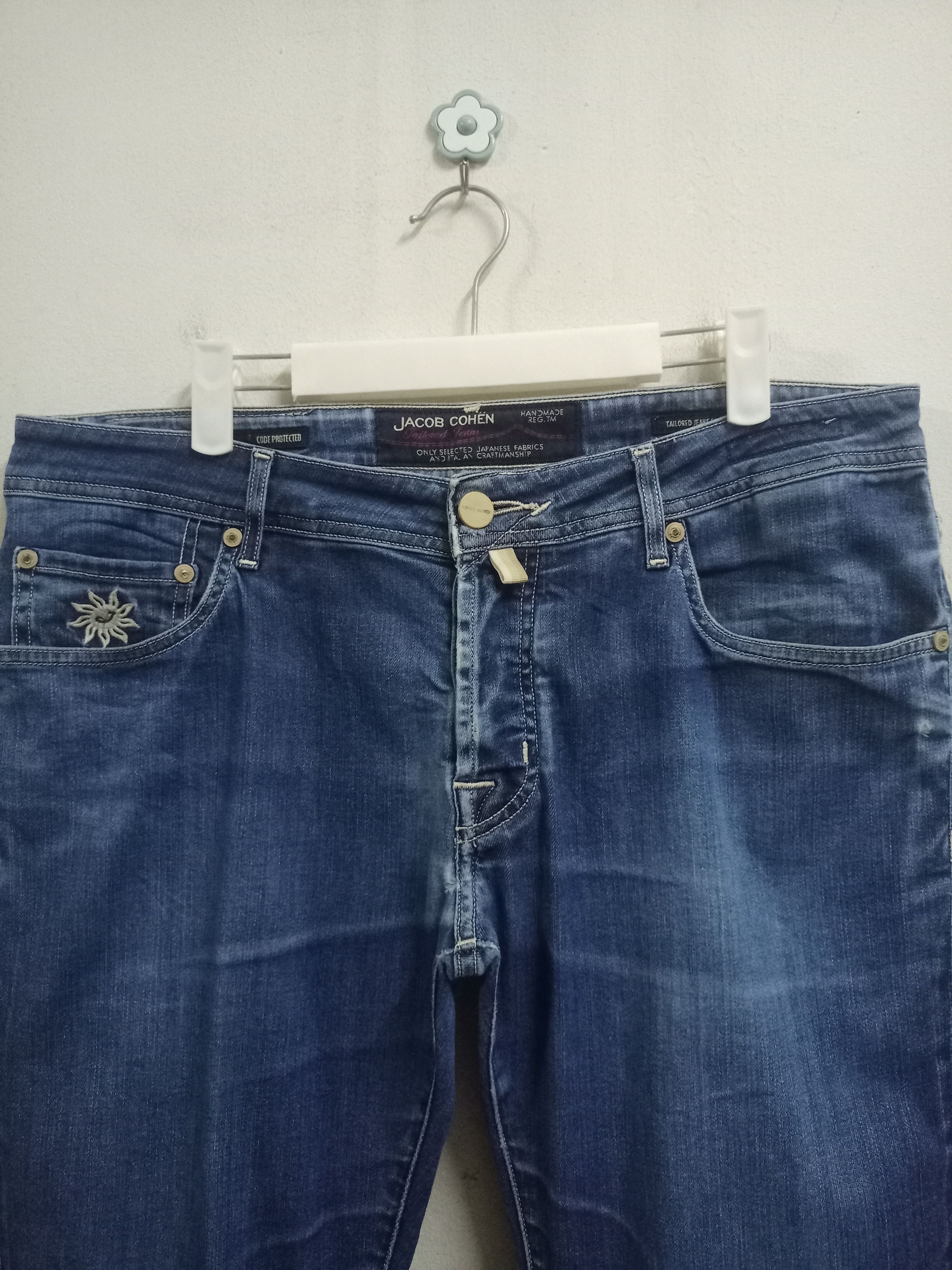 Jacob Cohen Vintage Jacob Cohen 622 Blue Wash Distressed Jeans Size US 36 / EU 52 - 4 Thumbnail