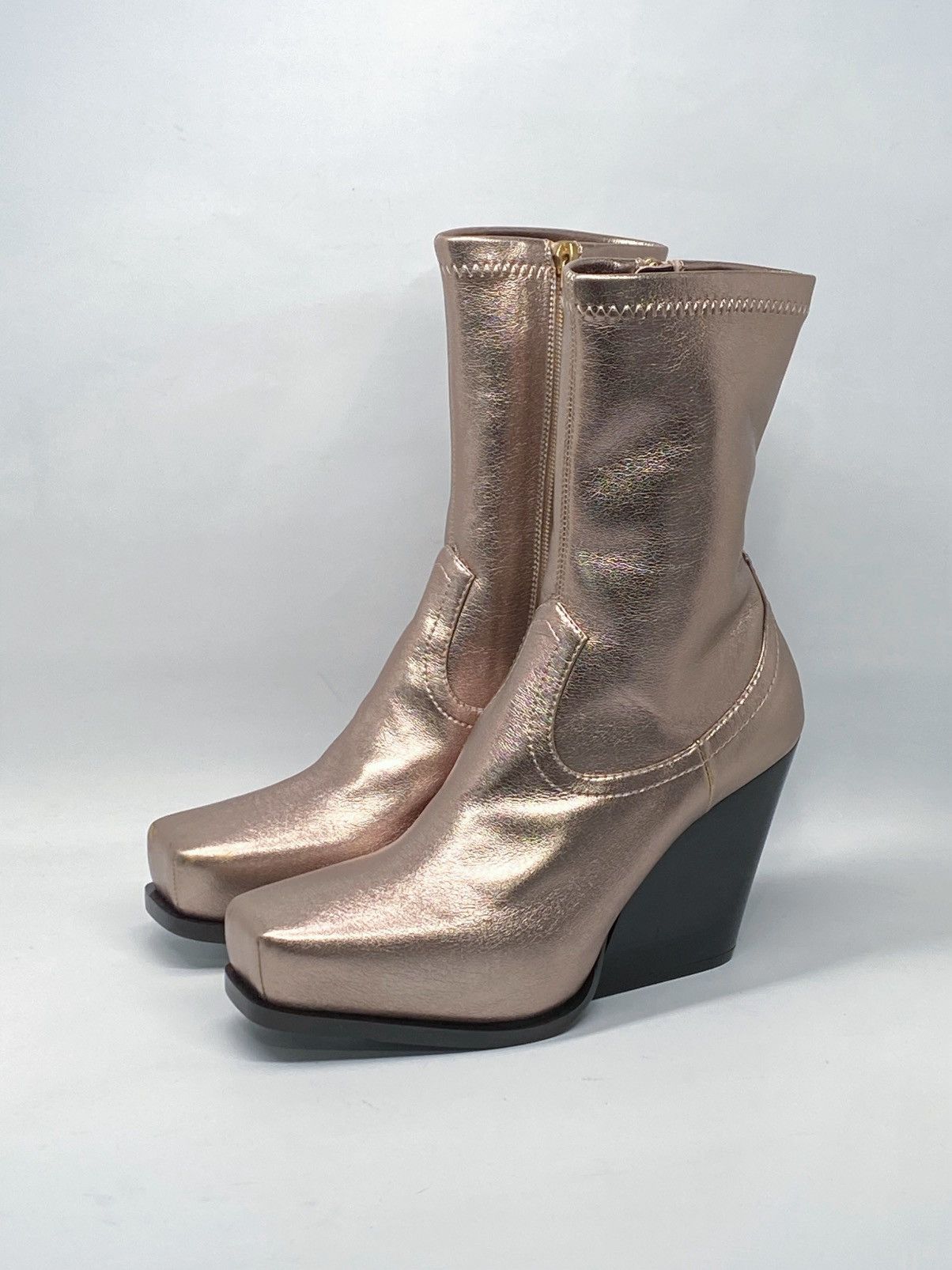 Stella McCartney Stella McCartney Gold Faux Leather Zip Boots size 36.5 Size US 6.5 / IT 36.5 - 4 Thumbnail