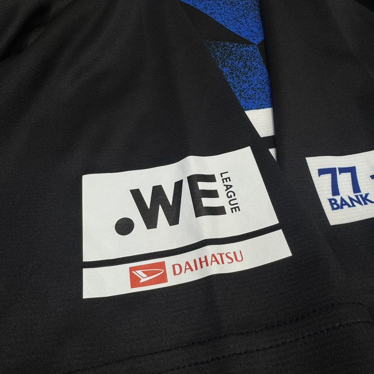 Japanese Brand Mynavi Sendai Ladies 25/26 home shirt #5 Kunitake Size US XL / EU 56 / 4 - 6 Thumbnail