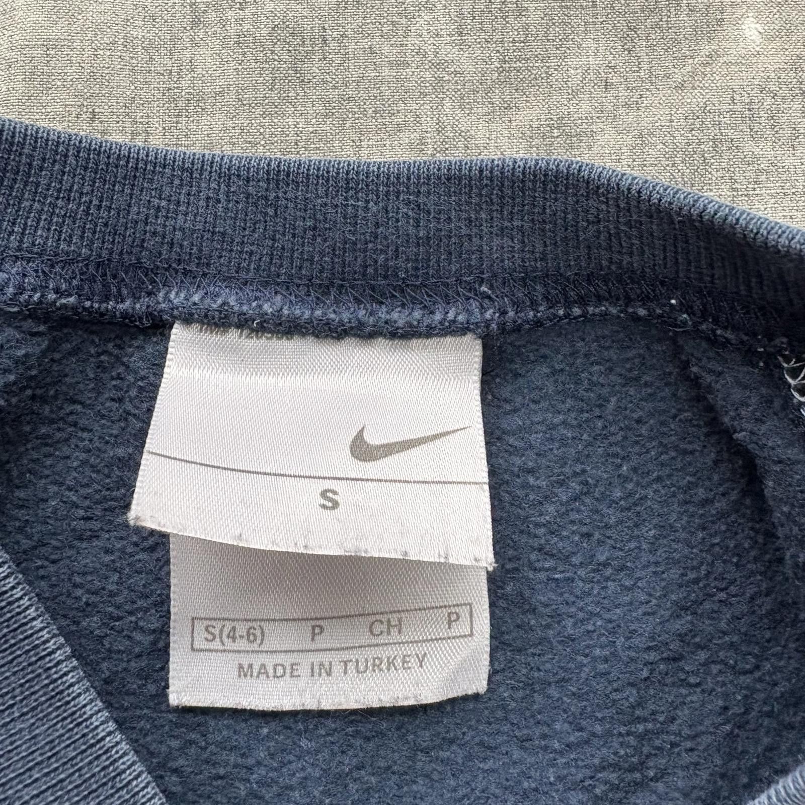 Nike Vintage Y2K Property Of Nike Athletics Sportswear Sweatshirt Size S / US 4 / IT 40 - 3 Thumbnail