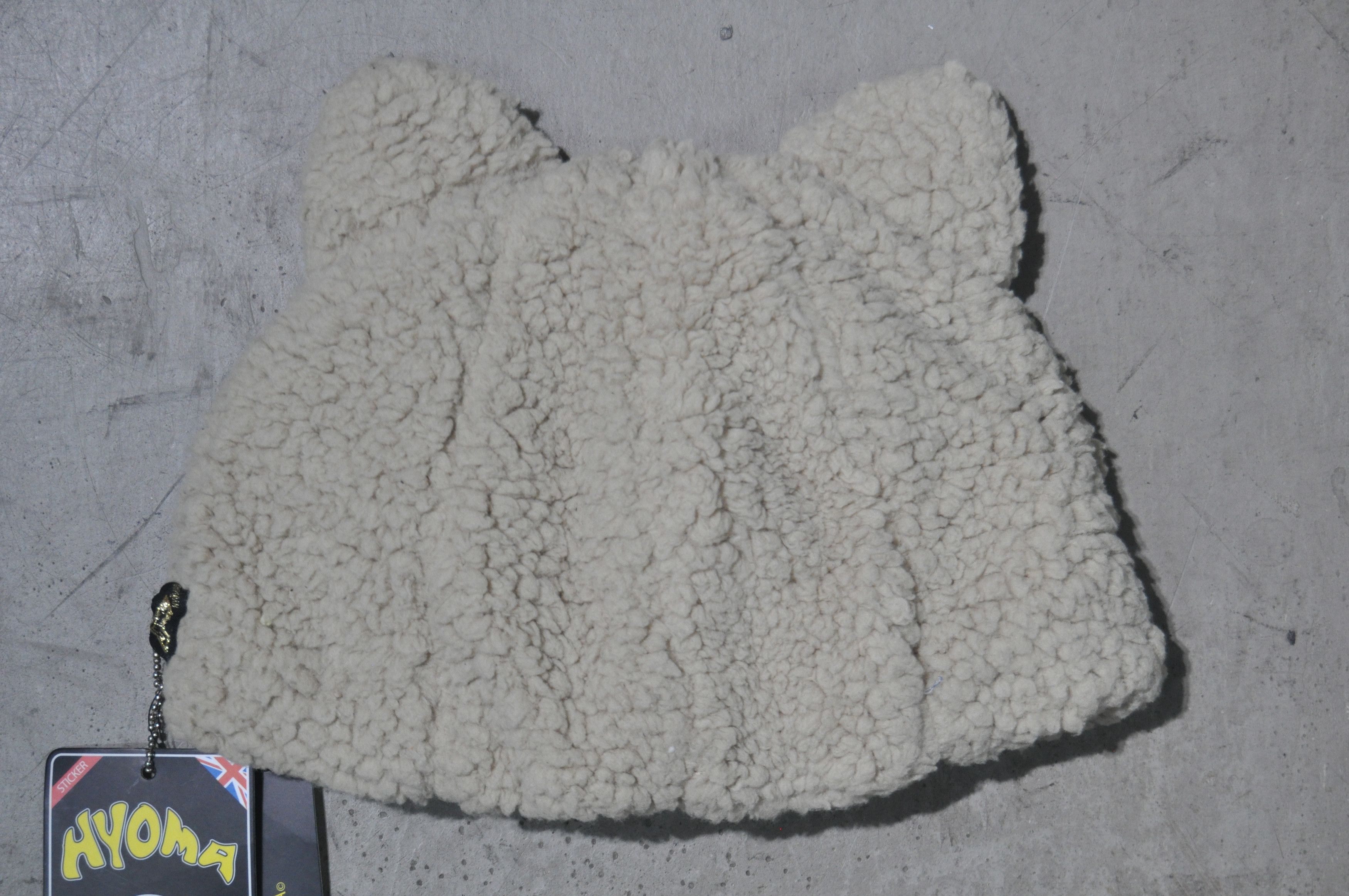 20471120 Hyoma - Furry Bear Hat Size ONE SIZE - 2 Thumbnail