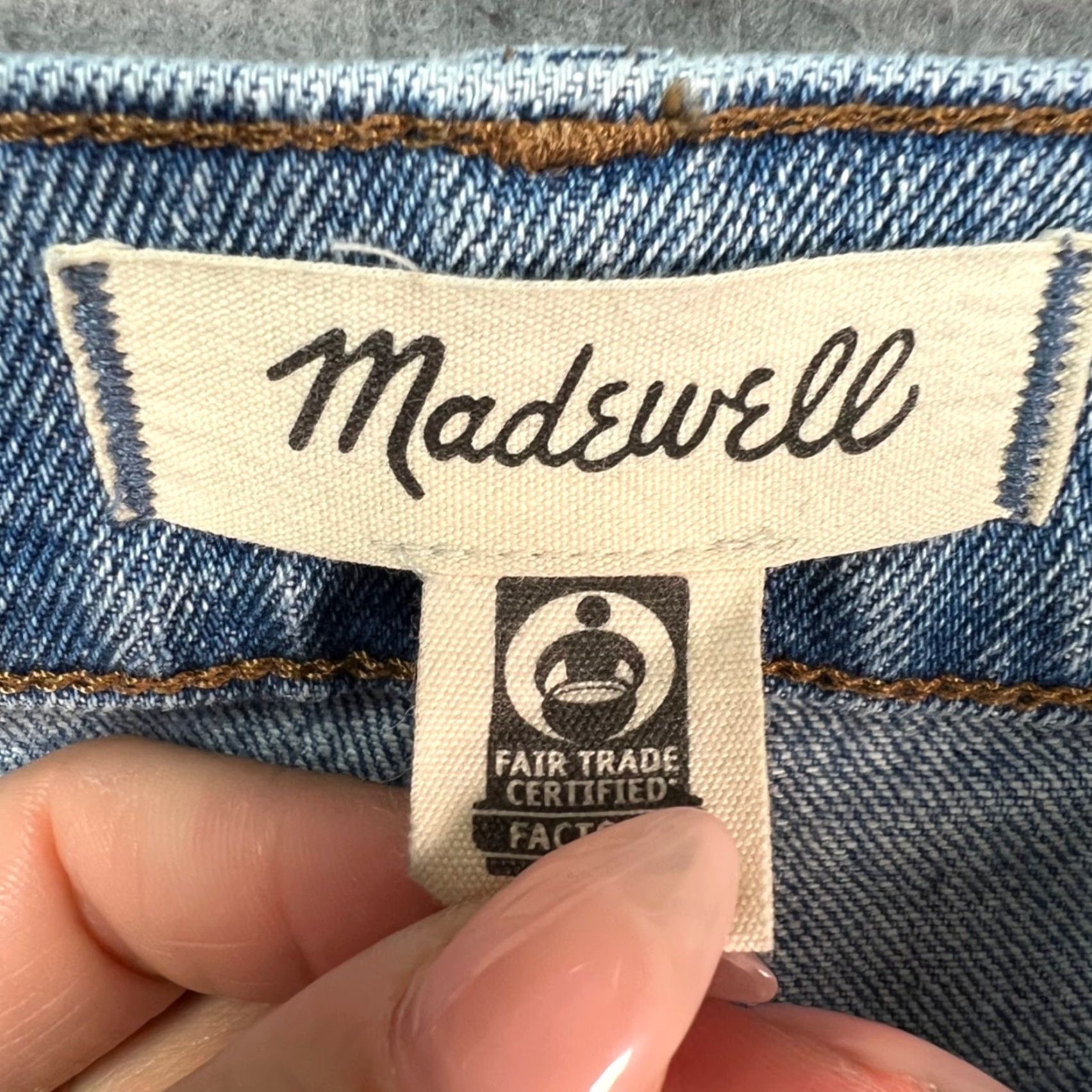 Madewell Madewell Jeans Woman 27 The Perfect Vintage Light Wash High Rise Raw Hem 5-Pocket Denim Straight Sizes Adult Womens Size 27" / US 4 / IT 40 - 3 Thumbnail