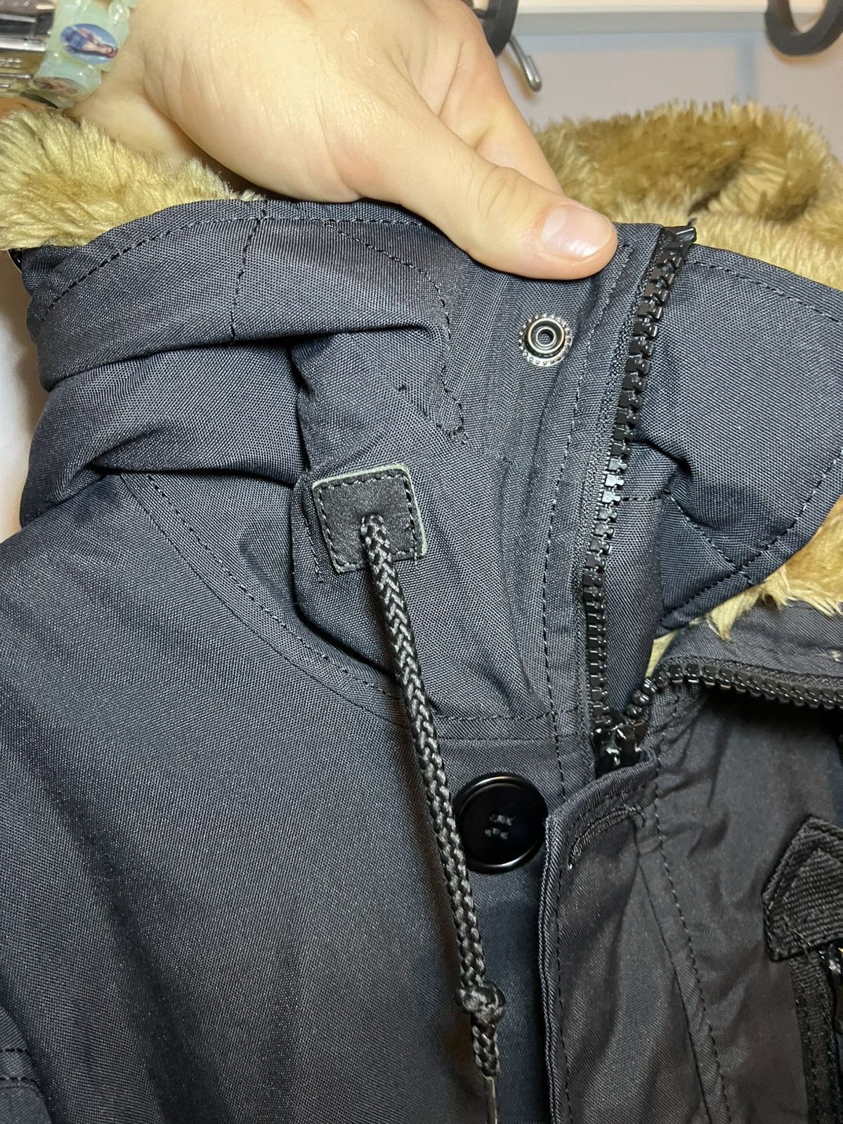 Alpha Industries Vintage Alpha Industries fur hood & patches bomber jacket Size US L / EU 52-54 / 3 - 8 Thumbnail