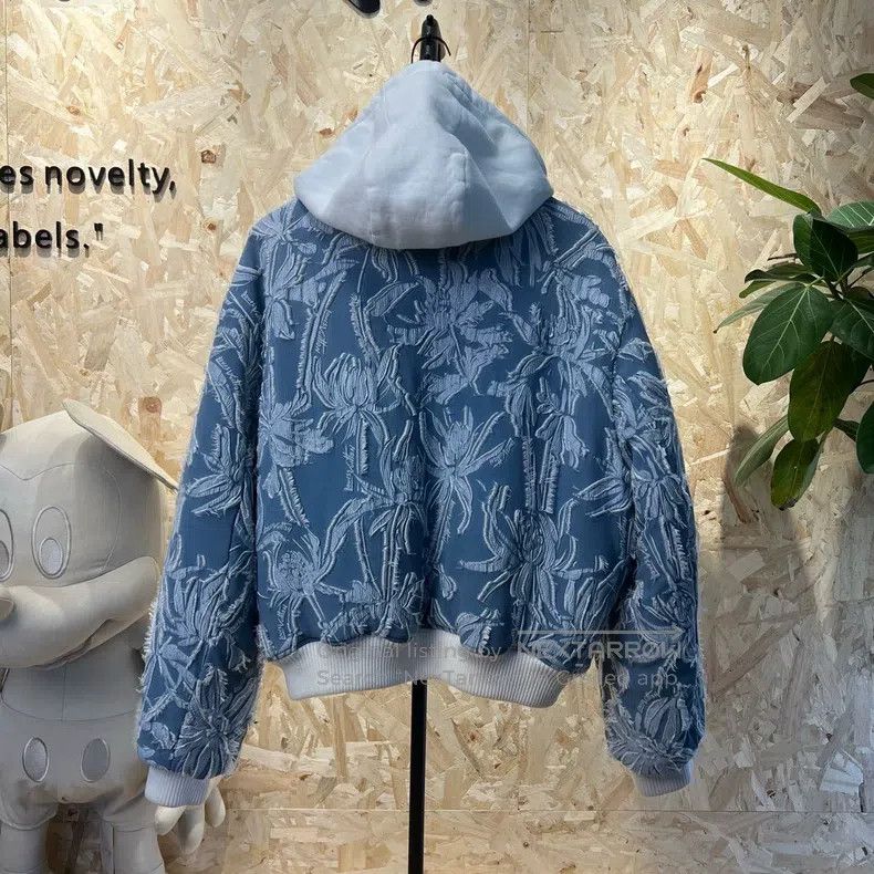 Louis Vuitton Louis Vuitton Blue Floral Hooded Jacket Size US M / EU 48-50 / 2 - 2 Thumbnail