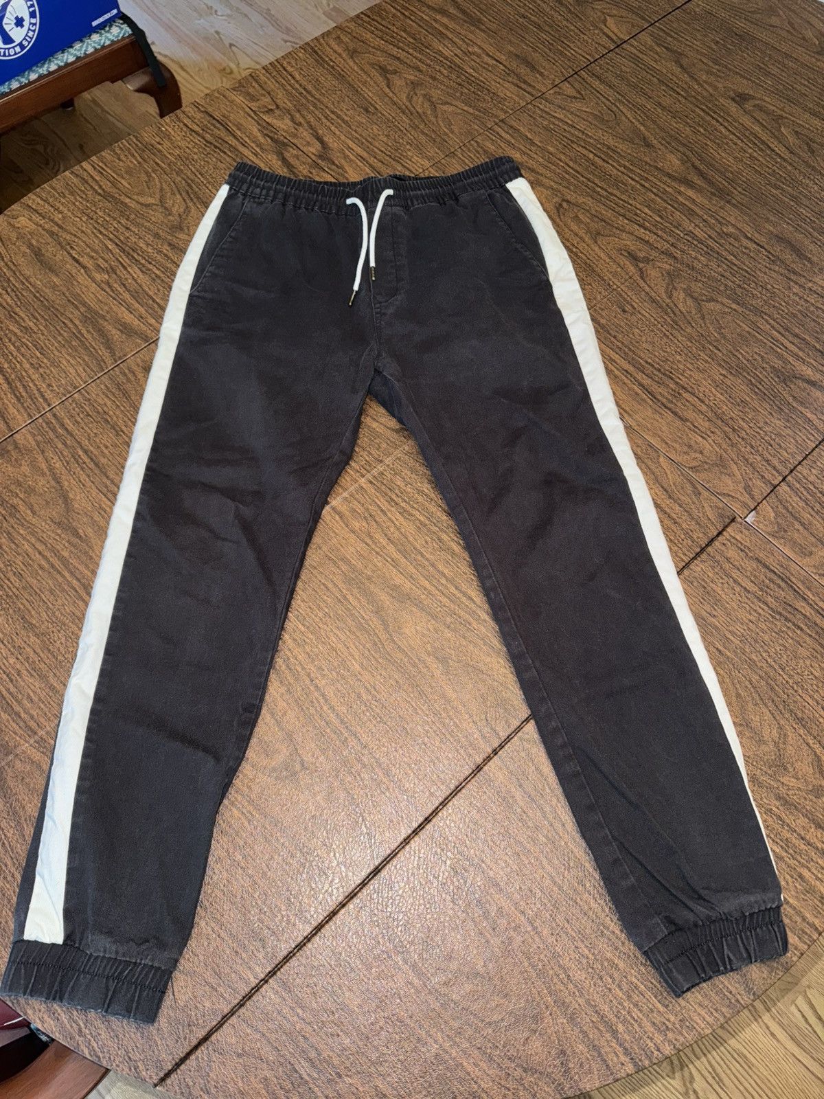 Bershka Bershka Slim Fit Joggers Size US 32 / EU 48 - 1 Thumbnail