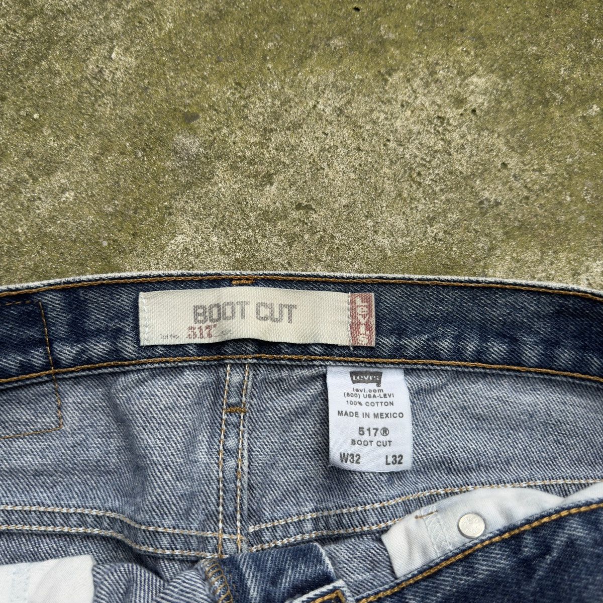Vintage Levi's 517 Faded Bootcut Flare Jeans ERD Grunge Thrashed Size US 32 / EU 48 - 7 Thumbnail