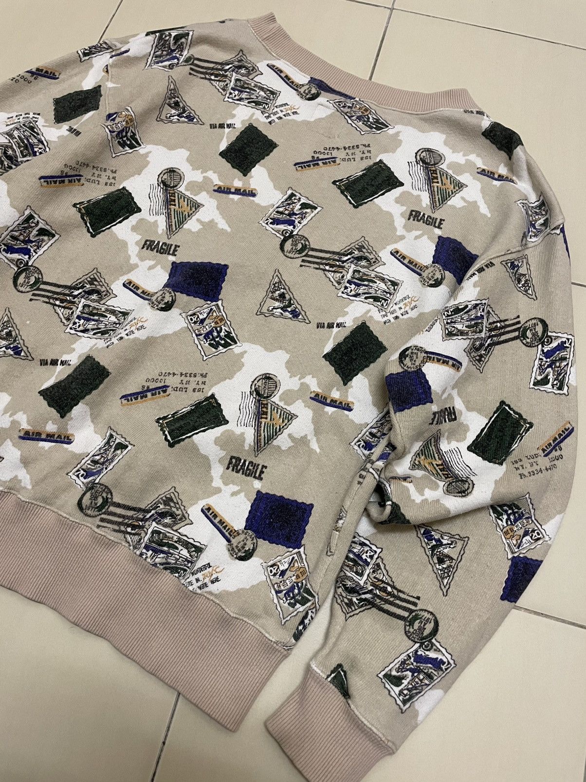 Hai Sporting Gear Vtg Hai Sporting Gear Miyake Design Studio AOP Sweatshirt Size M / US 6-8 / IT 42-44 - 6 Thumbnail
