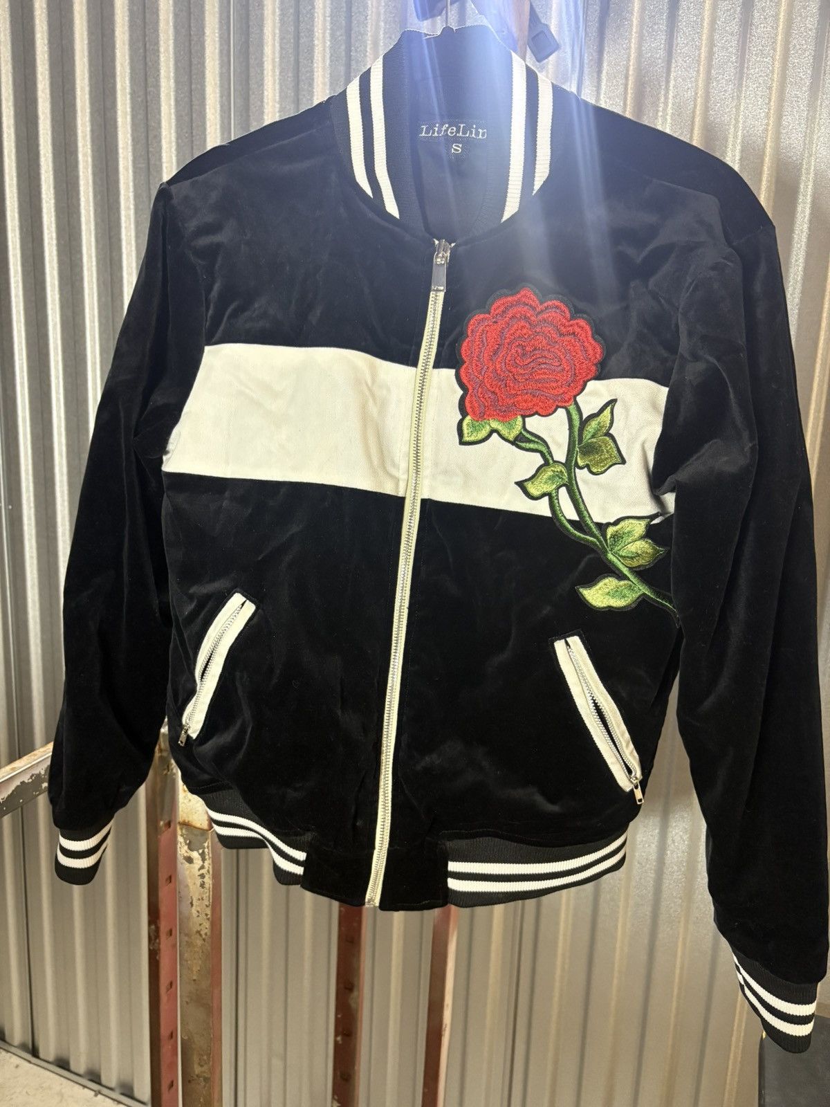Other Lifeline black and white bomber jacket with rose embroidery Size S / US 4 / IT 40 - 1 Thumbnail