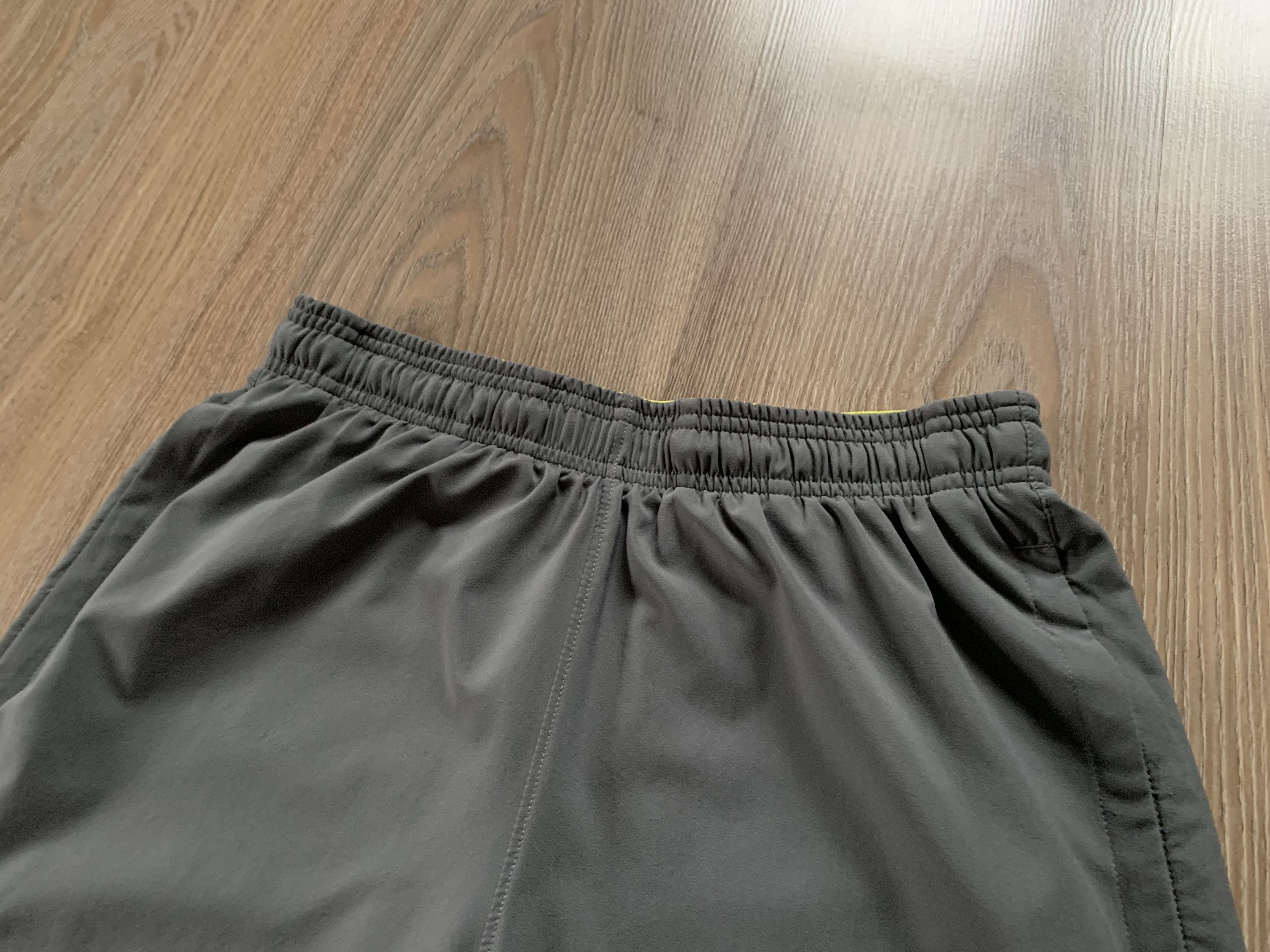 Under Armour Under Armour Training Shorts Size US 28 / EU 44 - 4 Thumbnail