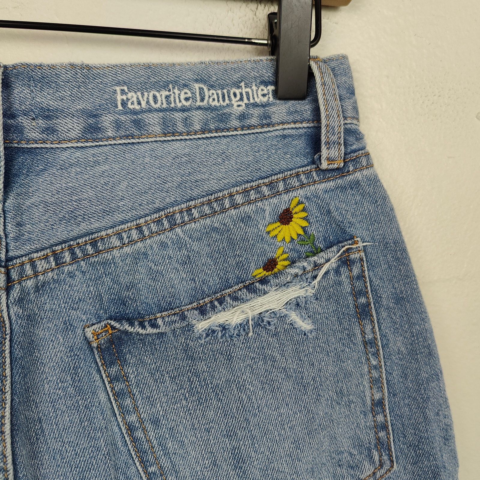 Other Favorite Daughter The Juni High Rise Cut Off Shorts Women 27 Size 27" / US 4 / IT 40 - 6 Thumbnail
