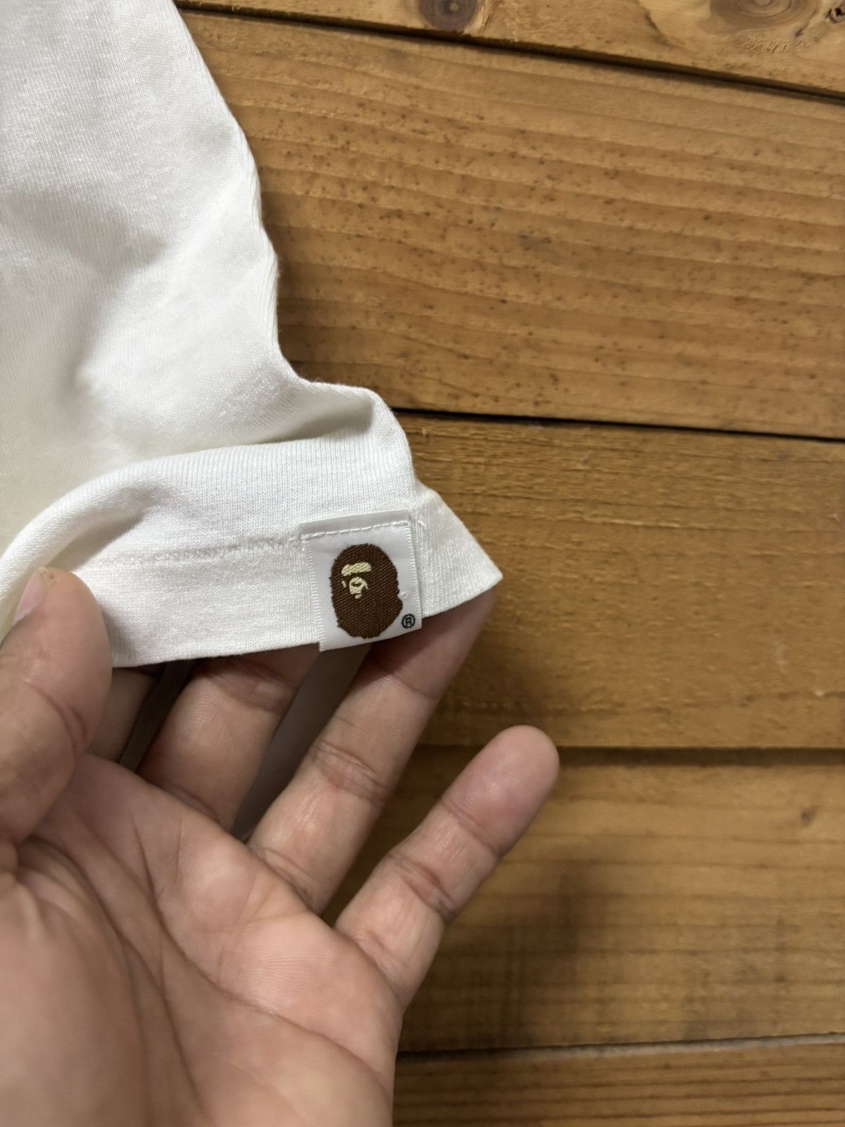 Bape Vintage a bathing ape tshirt Size US L / EU 52-54 / 3 - 6 Thumbnail