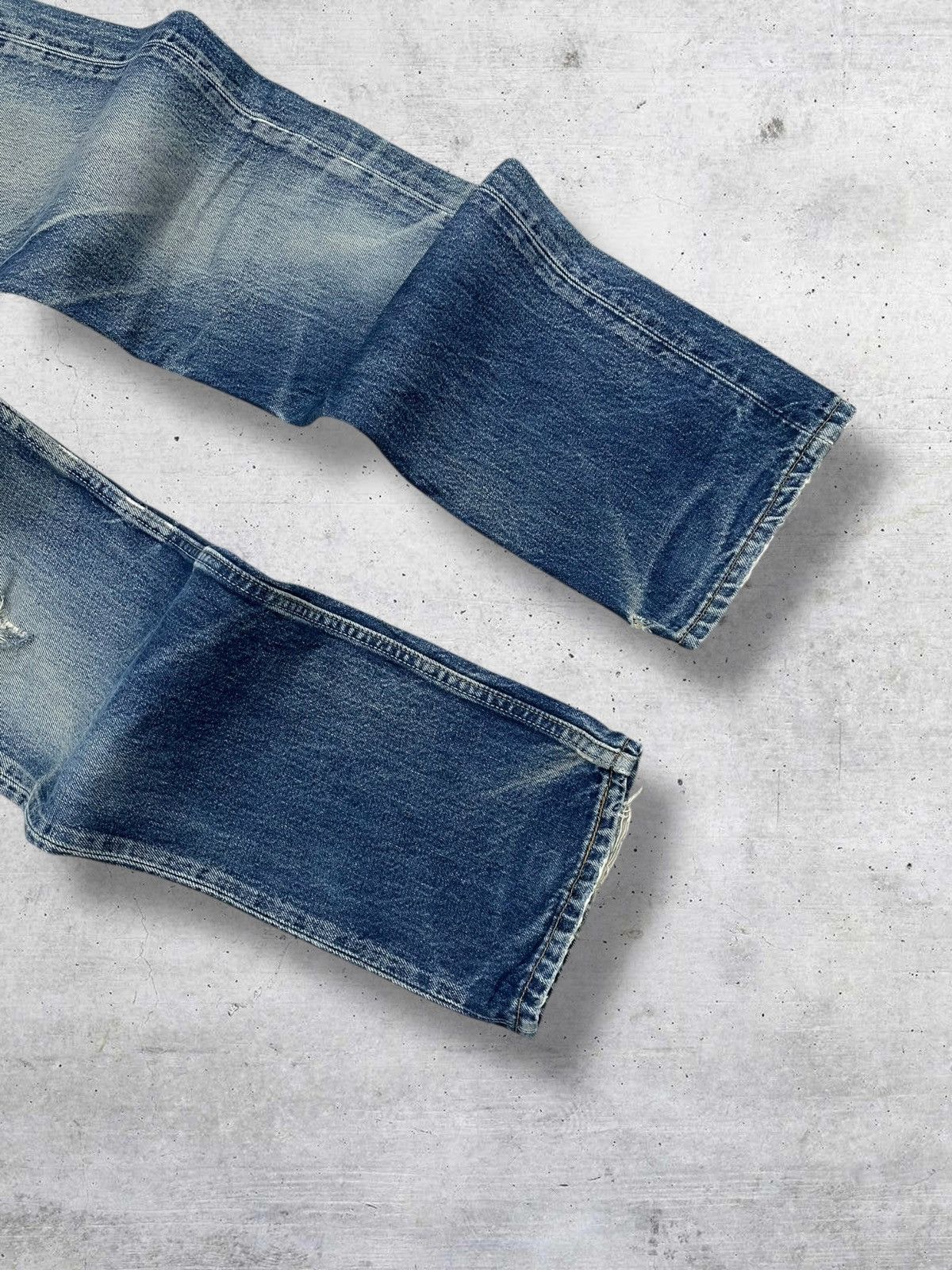 Levi's Vintage Clothing VINTAGE 501 LEVIS USA DESIGNER 90S RIPPED WHISKERING DENIM Size US 28 / EU 44 - 5 Thumbnail