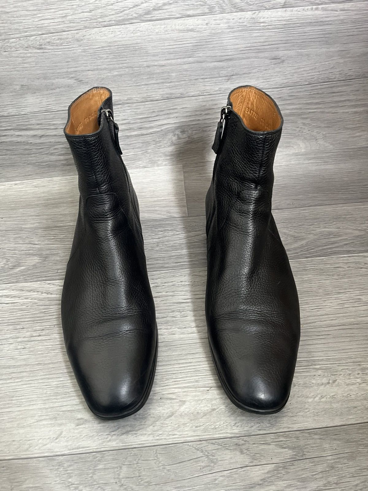 Gucci Gucci pebble grain leather Chelsea zipper ankle boots Size US 8.5 / EU 41-42 - 2 Thumbnail