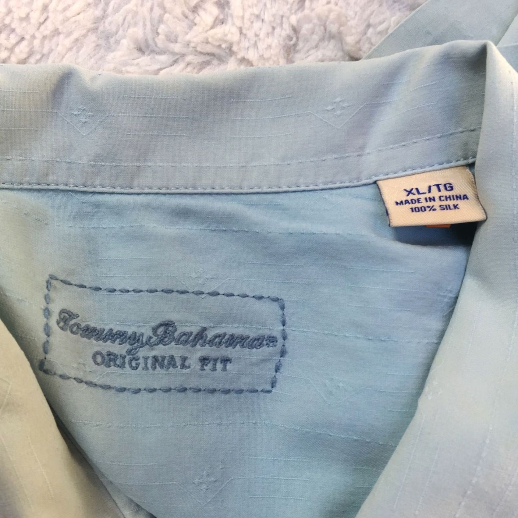 Tommy Bahama Tommy Bahama Mens Original Fit Button Short Sleeve Silk Camp Shirt Light Blue XL Size US XL / EU 56 / 4 - 3 Thumbnail