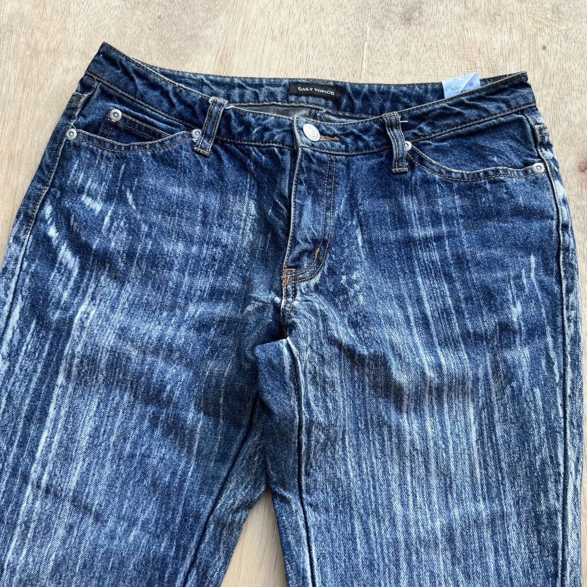 Hysteric Glamour DAILY TOPIC VINTAGE JAPANESE BRAND FLARE WASHED BLUE DENIM Size 28" / US 6 / IT 42 - 2 Thumbnail