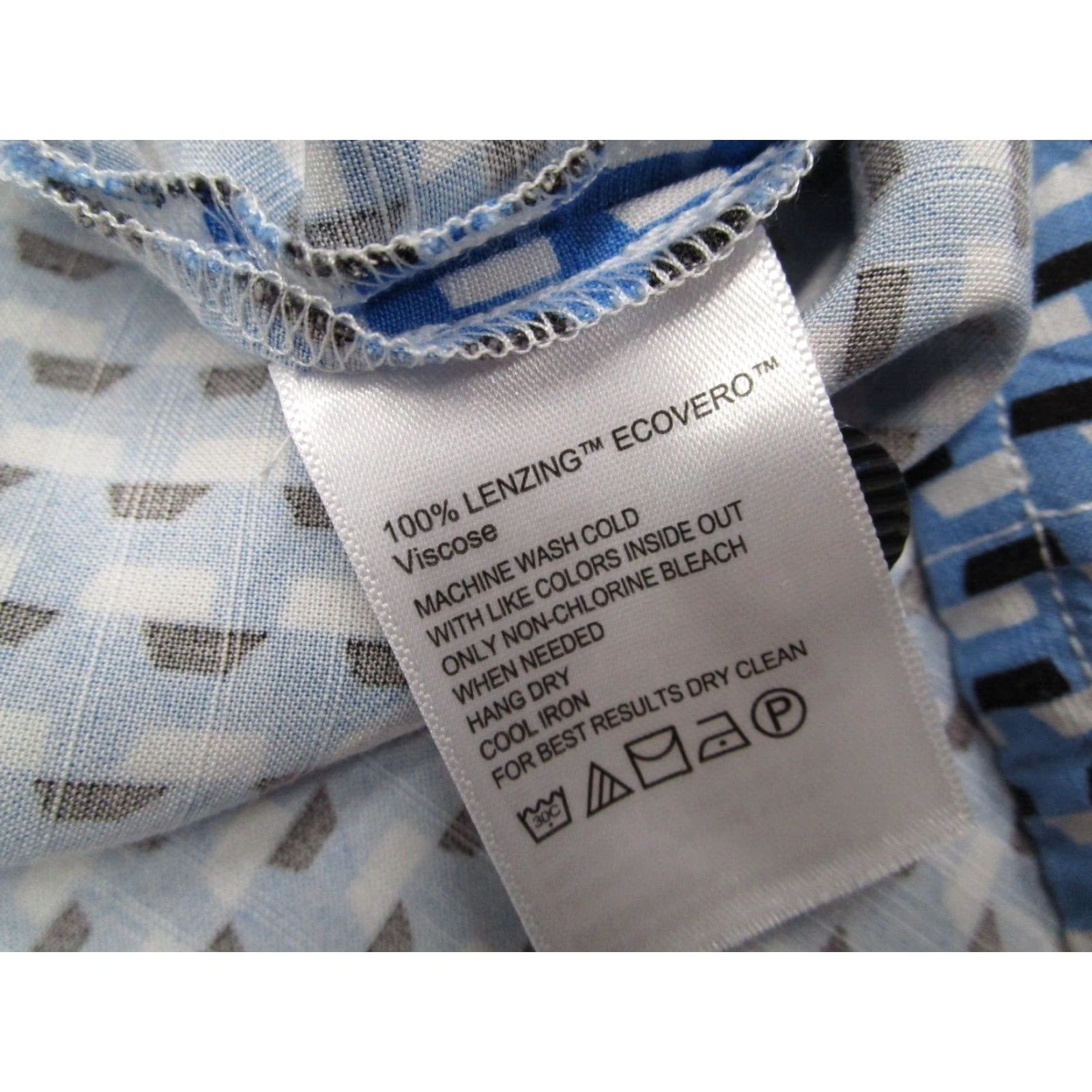 Tommy Bahama VINTAGE Tommy Bahama Shirt Men Medium Blue Veracruz Cay Hawaiian Short Sleeve Collared Button-Up Tropical Beach Casual Size US M / EU 48-50 / 2 - 5 Thumbnail